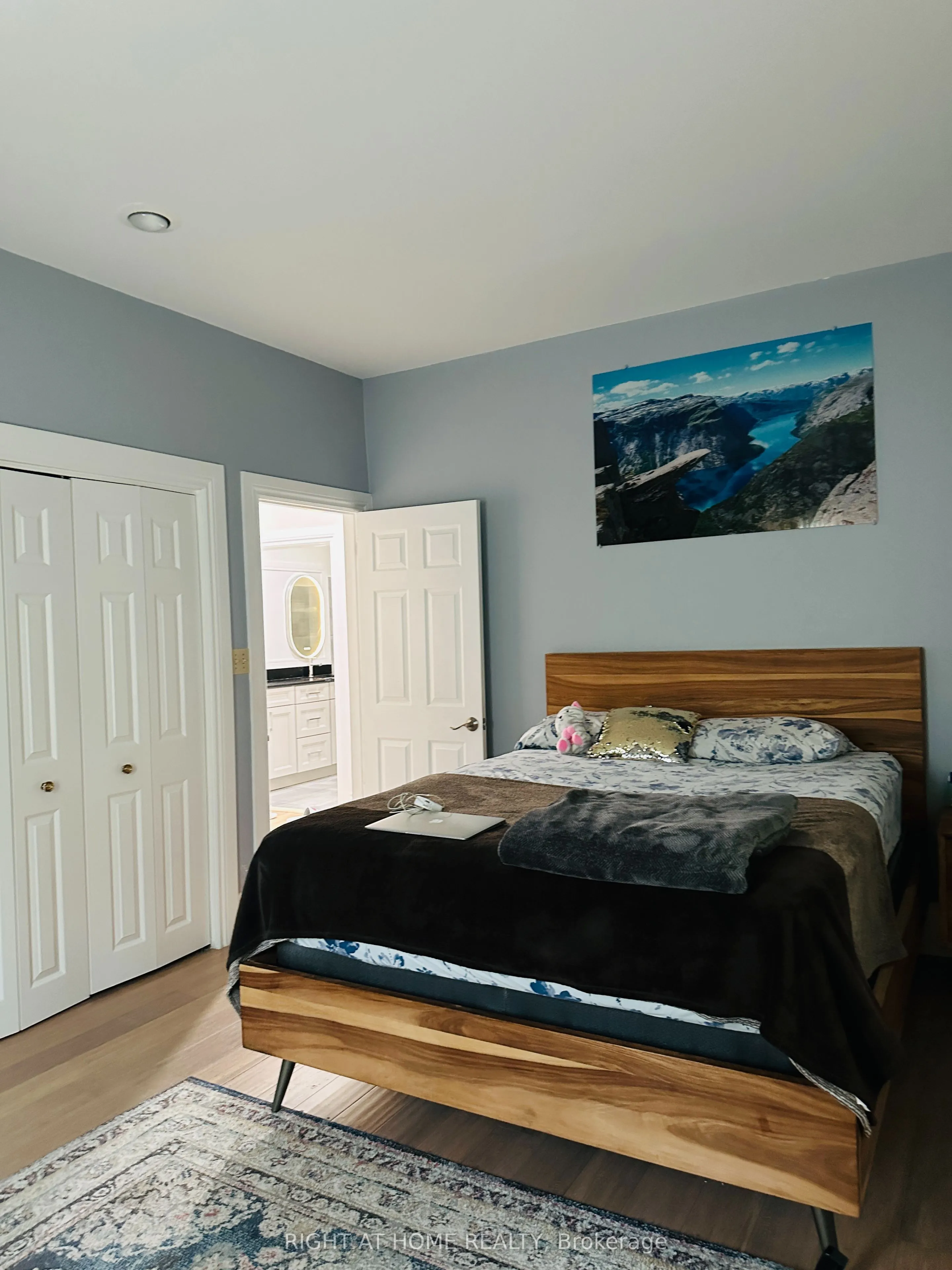 12 Keily Crescent E