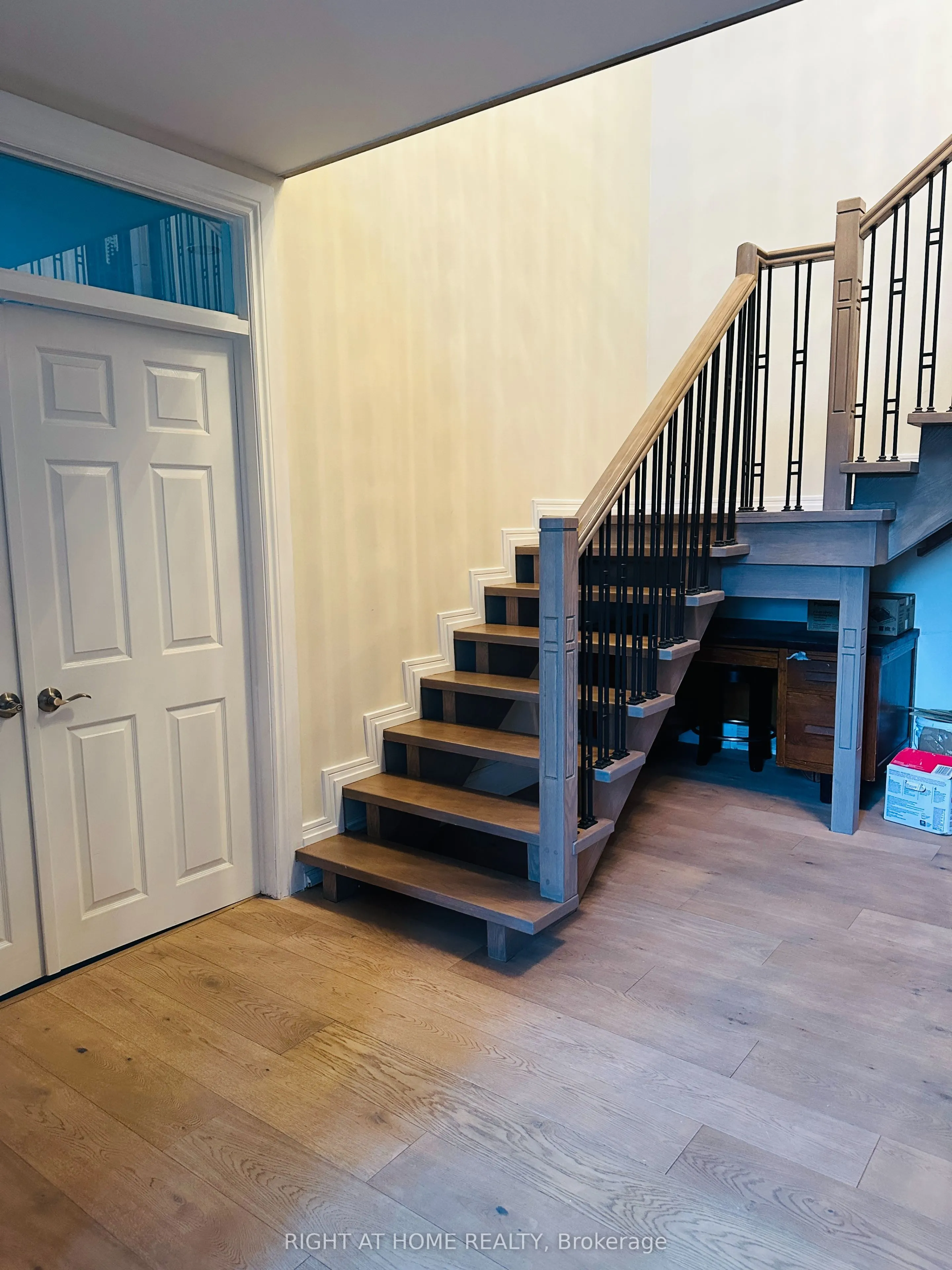 12 Keily Crescent E