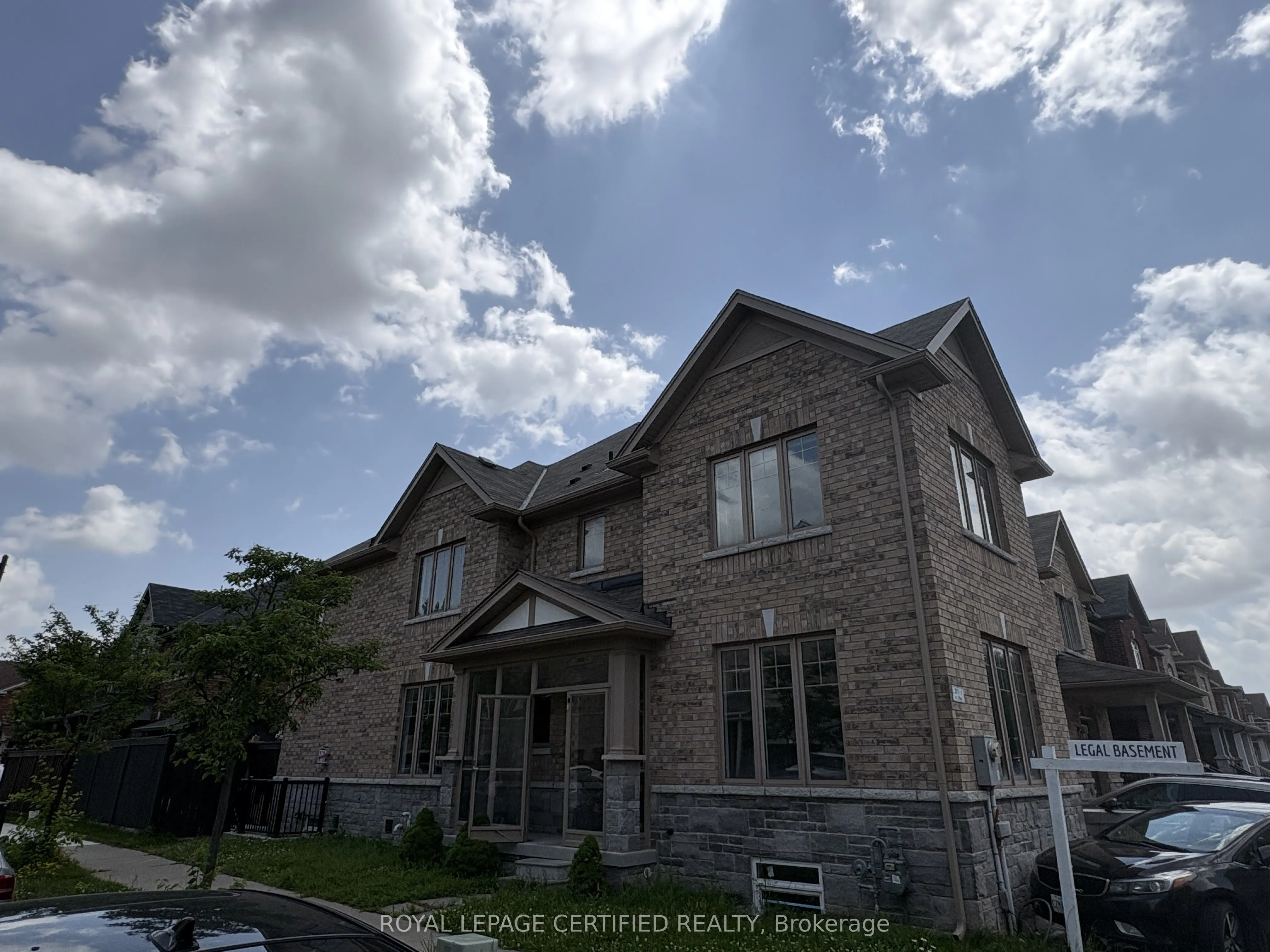 271 Andrews Trail #Upper