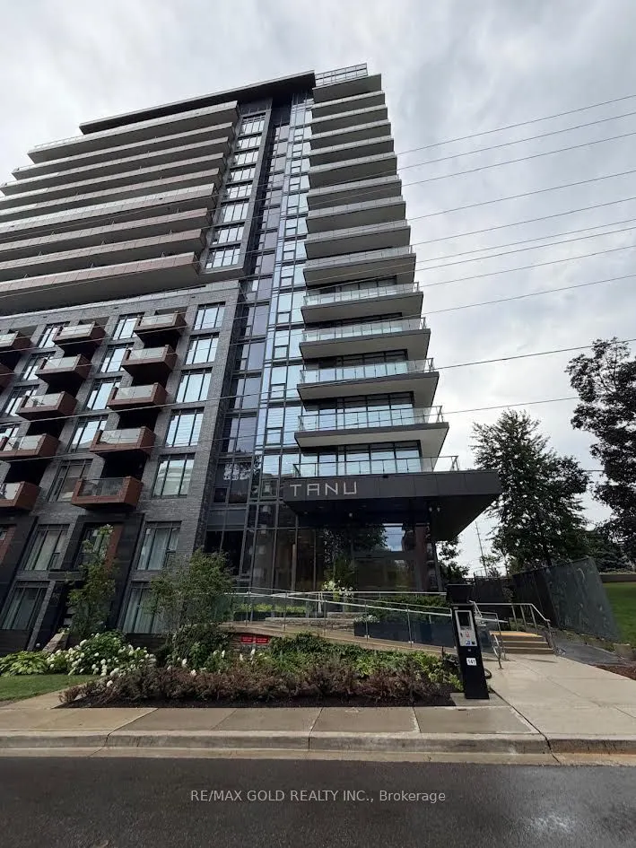 21 Park Street E #318