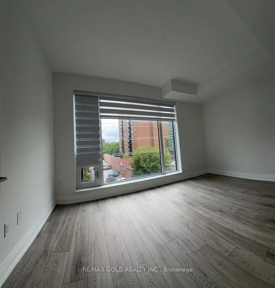 21 Park Street E #318
