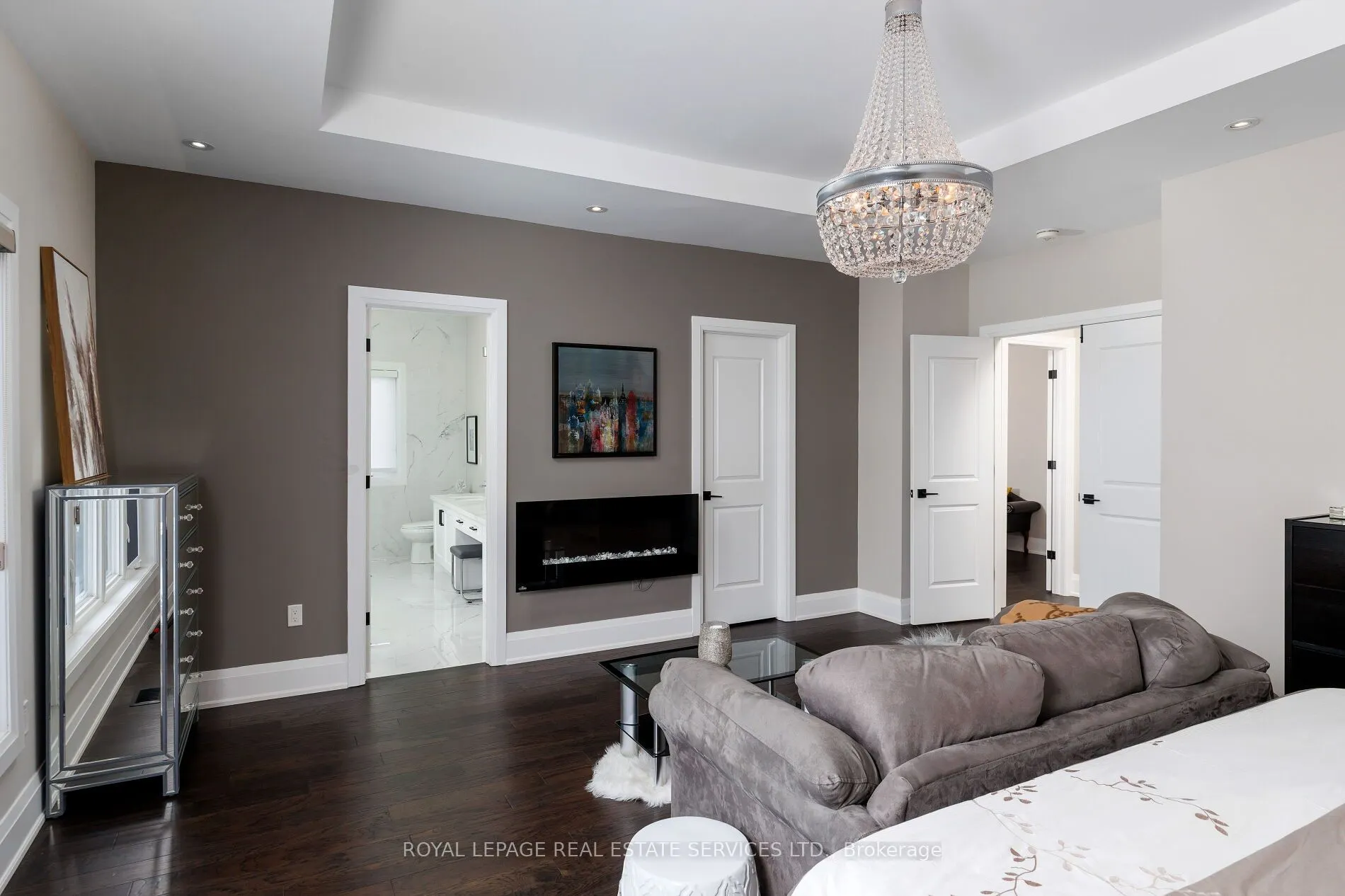 175 Burloak Drive W