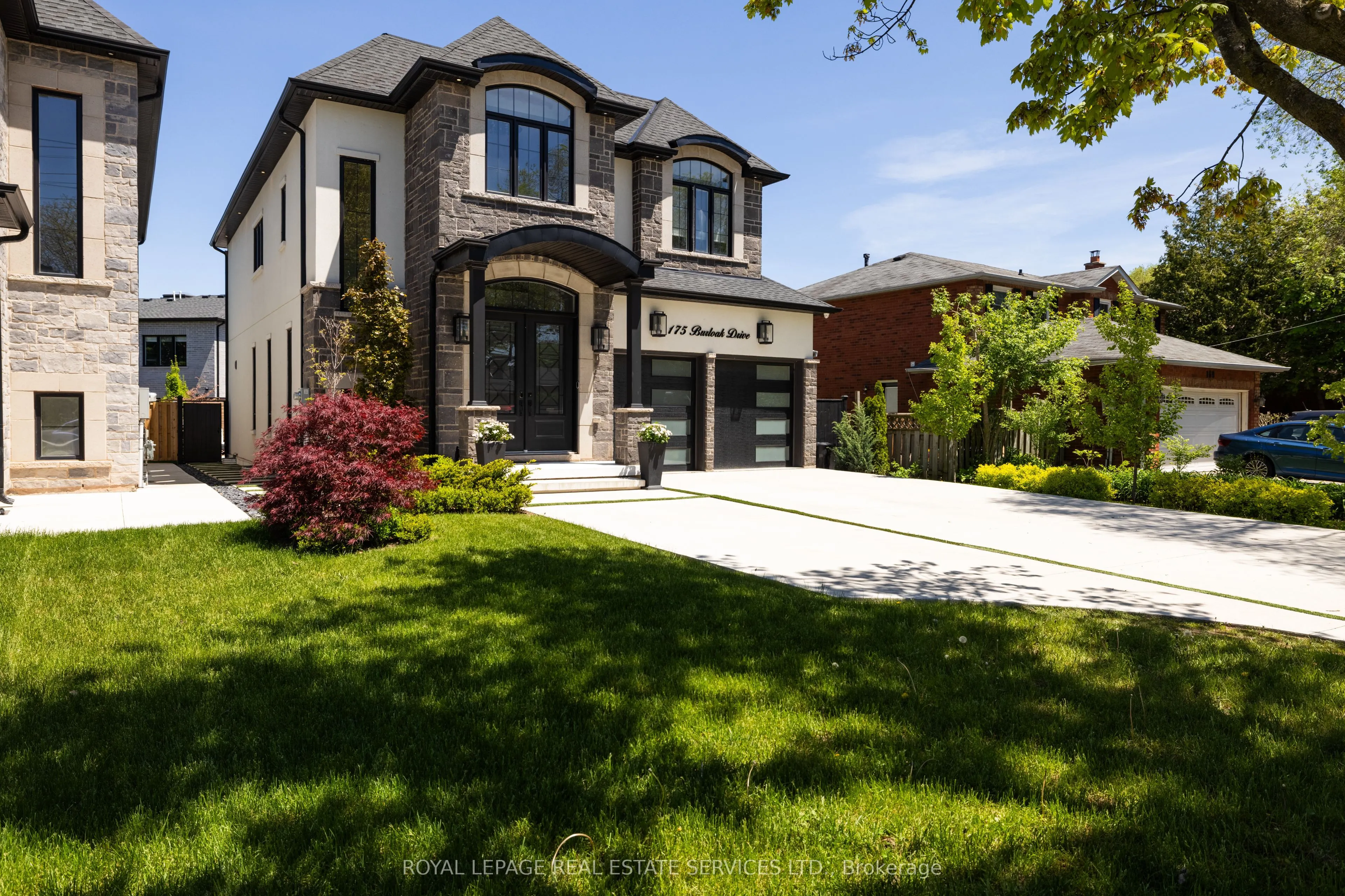 175 Burloak Drive W