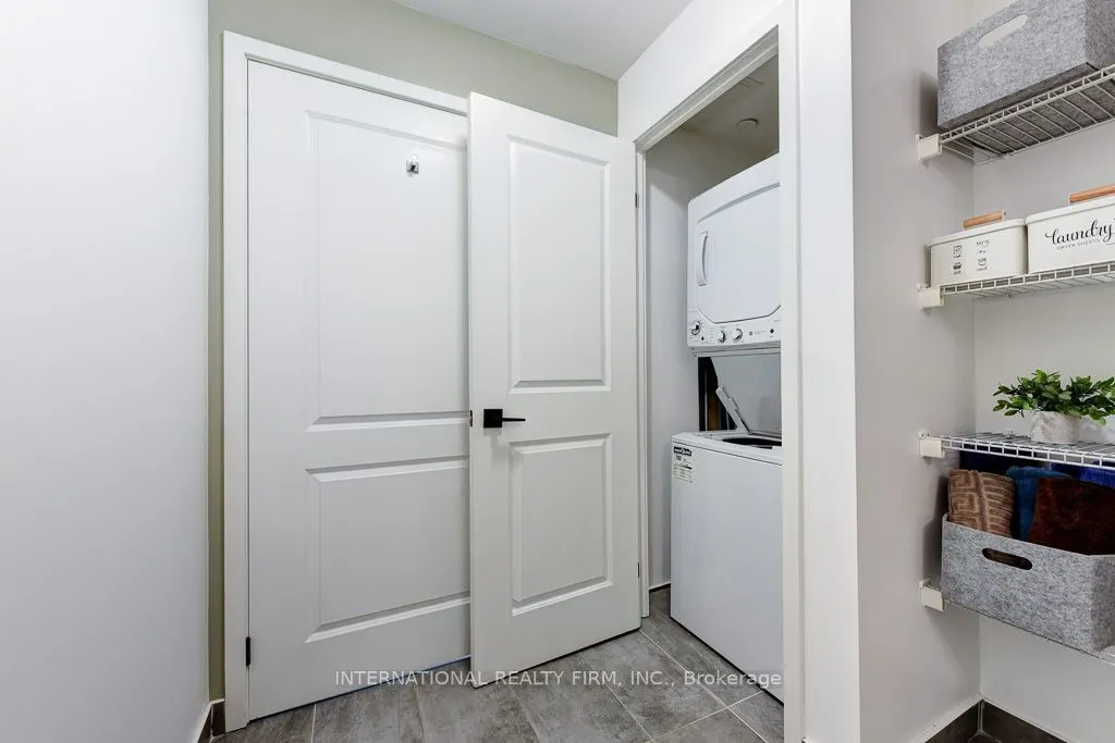 2481 Taunton Road #804