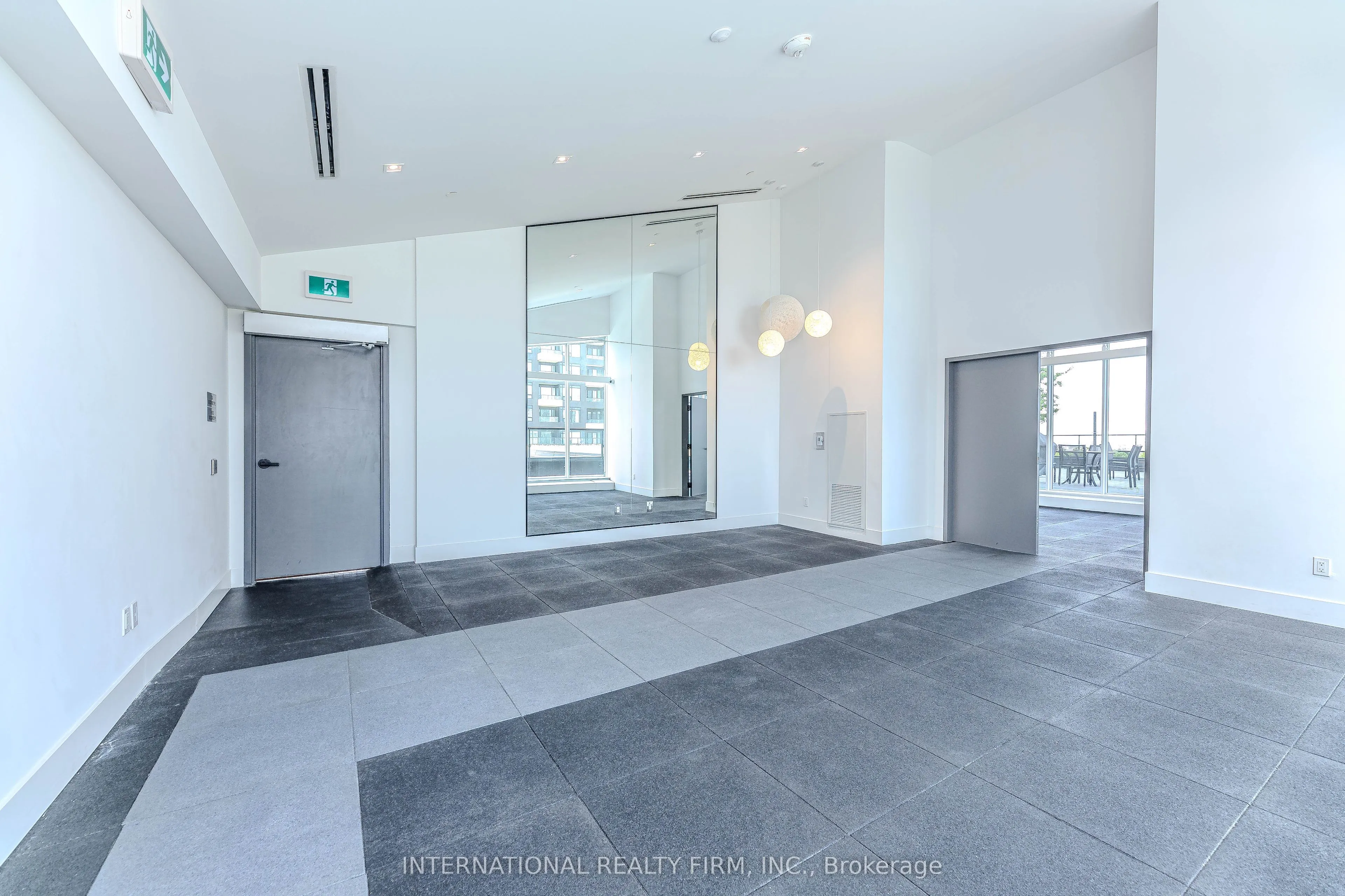 2481 Taunton Road #804