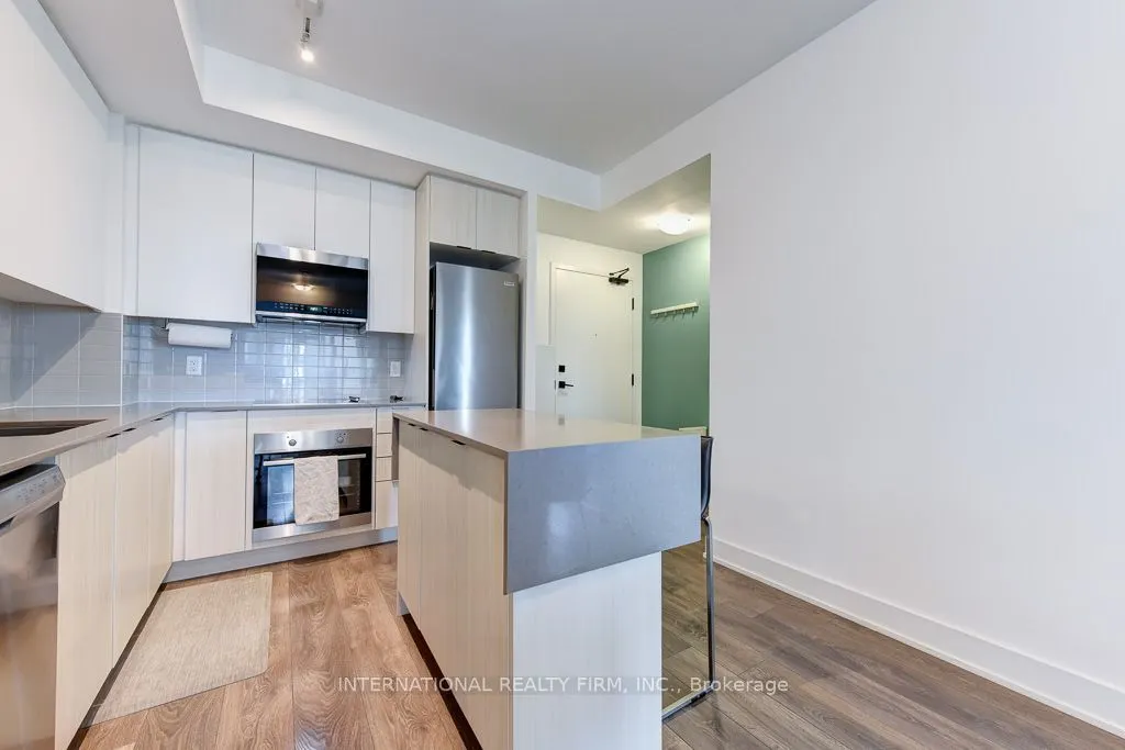 2481 Taunton Road #804