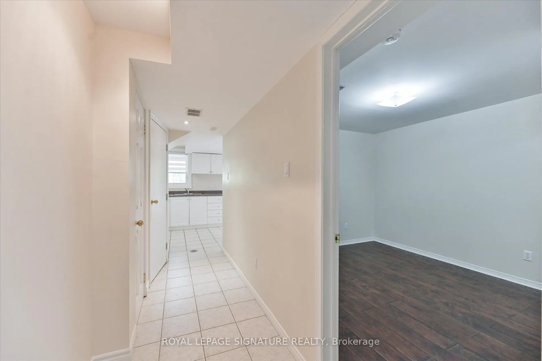 5481 Palmerston Crescent