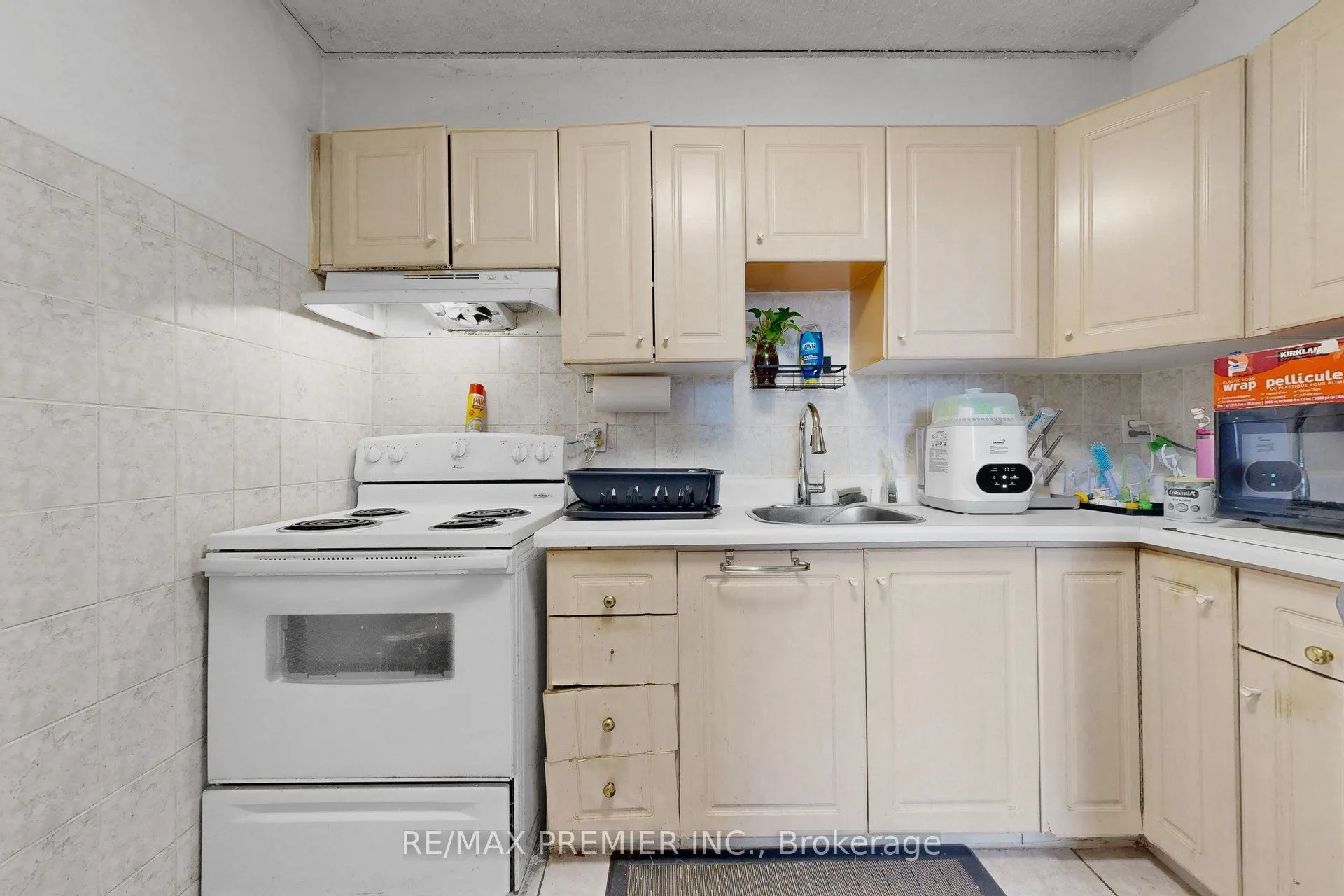 4645 Jane Street #428