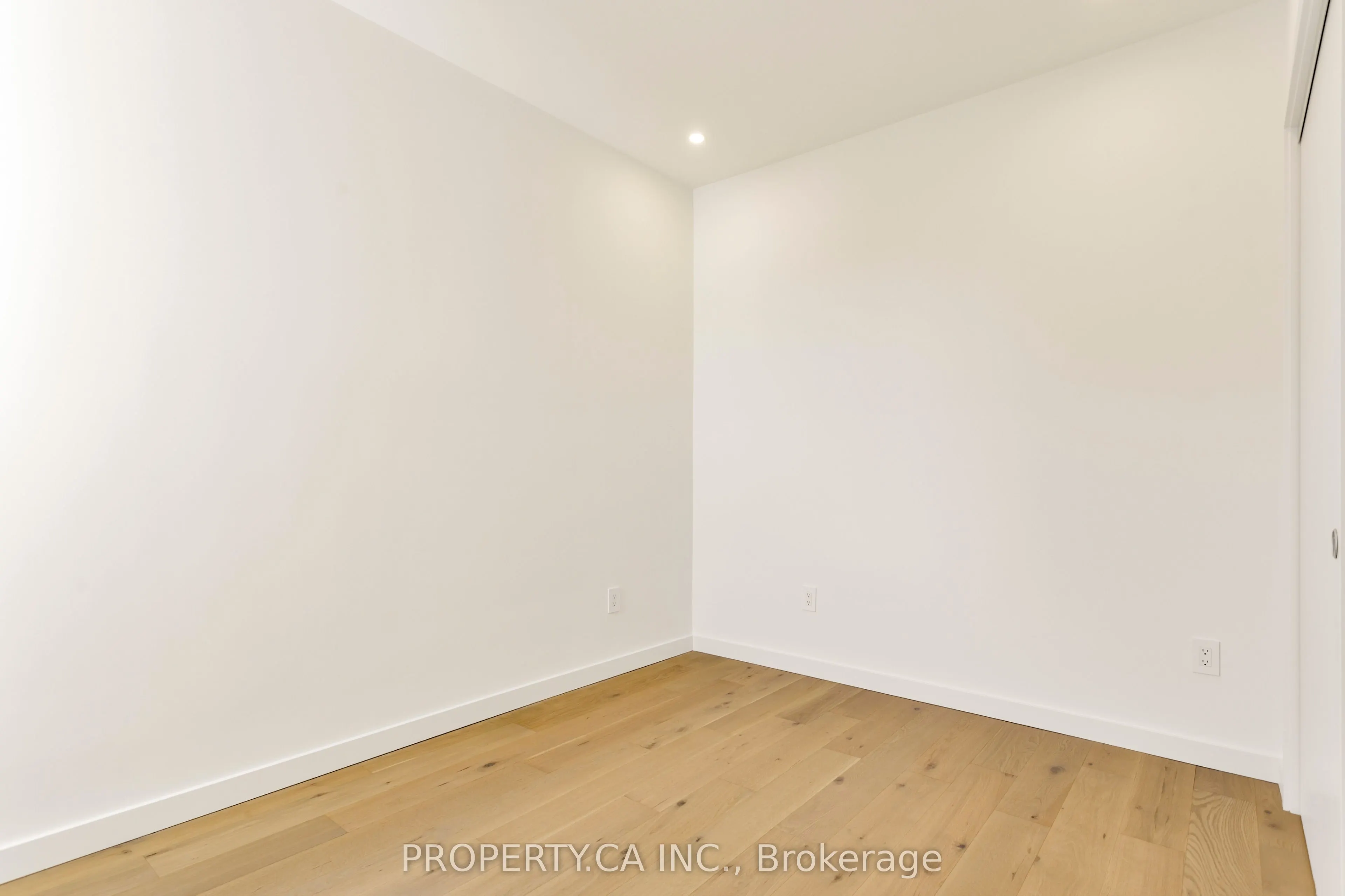 301 Keele Street #Unit #4
