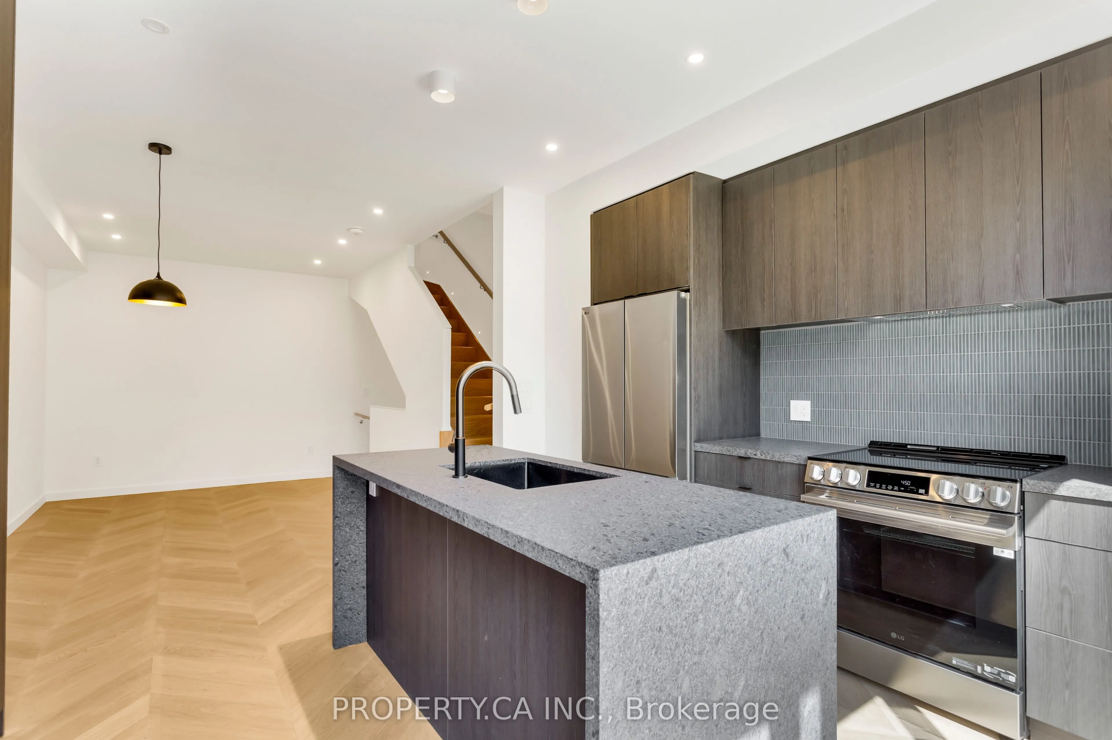 301 Keele Street #Unit #4