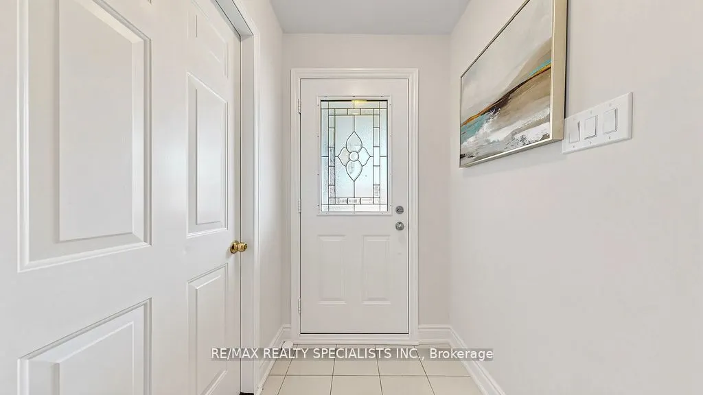 59 Sunforest Drive