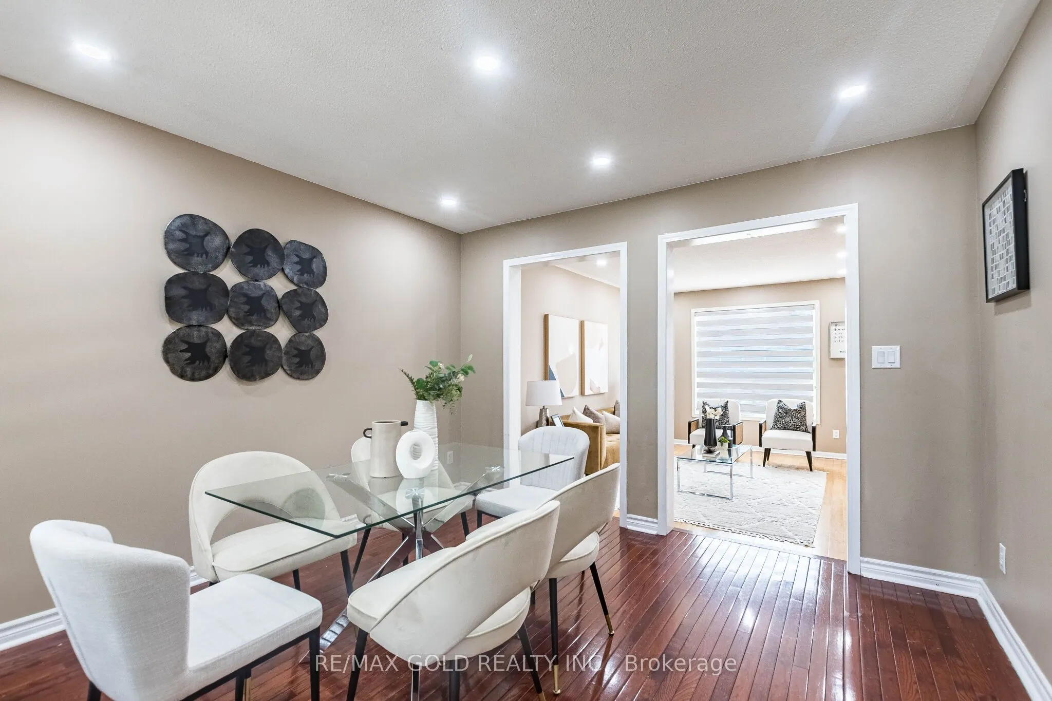 34 Worthington Avenue