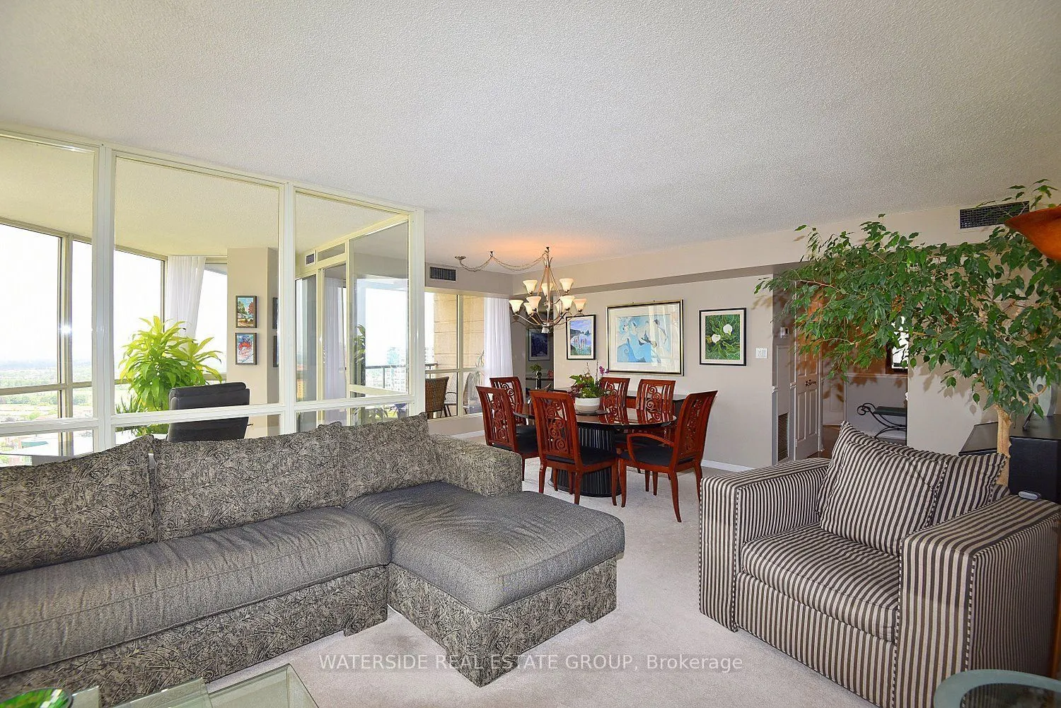 55 Kingsbridge Garden Circle #2210