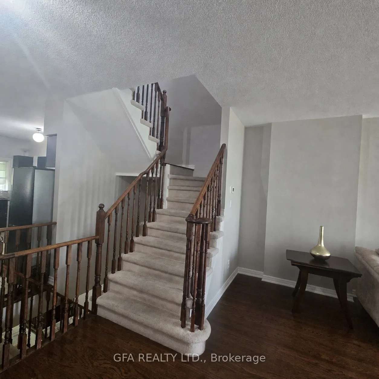 2600 GLENGARRY Road #9