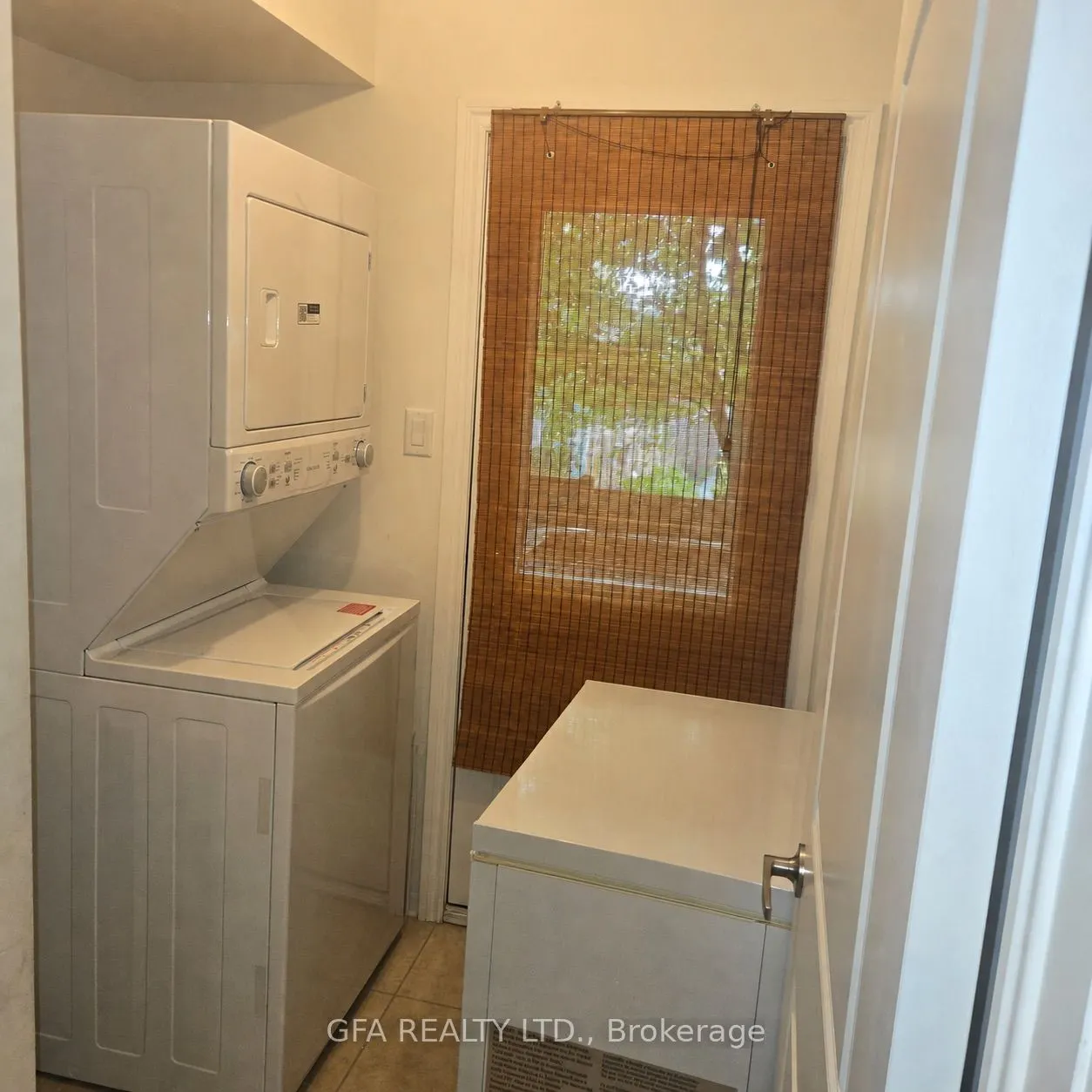 2600 GLENGARRY Road #9