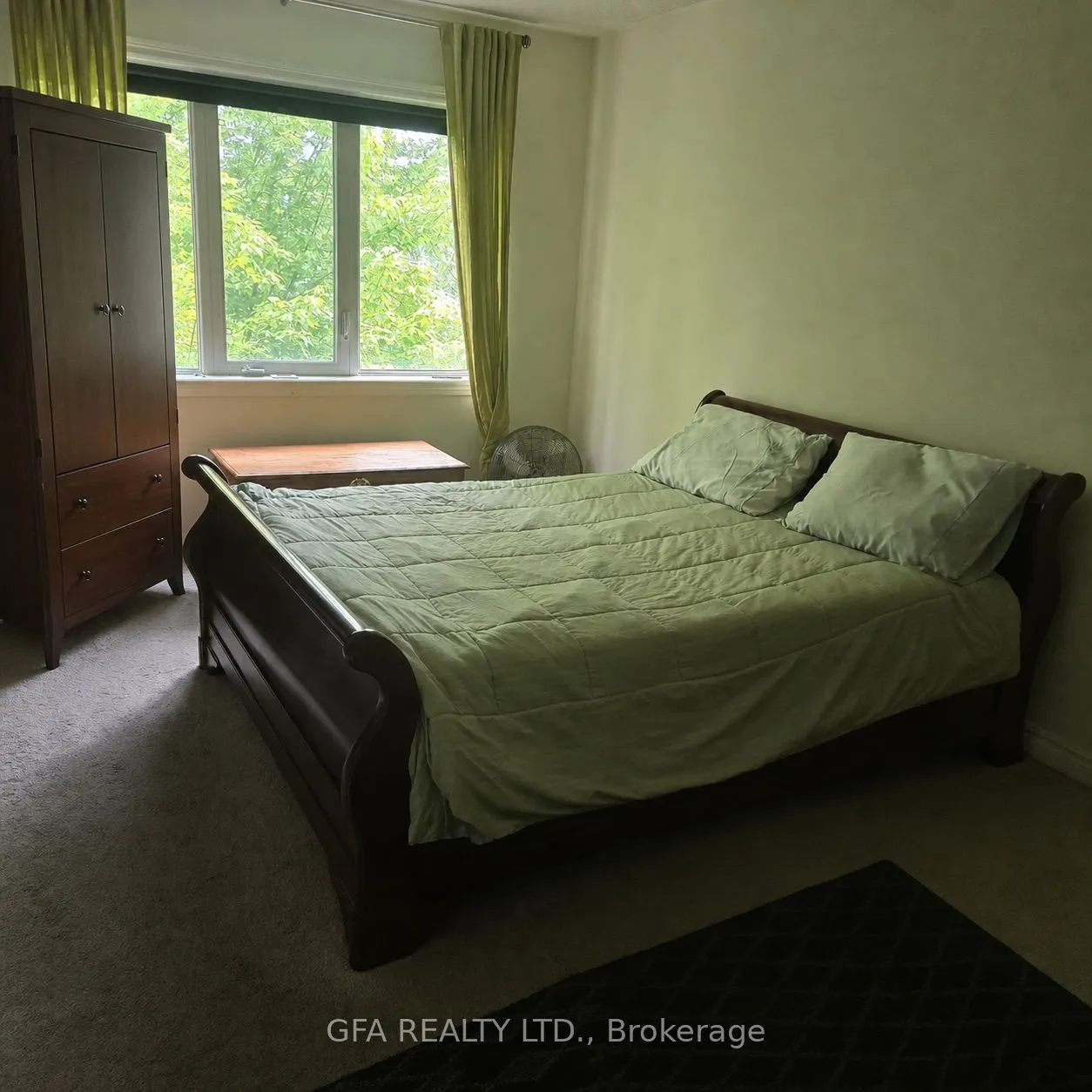 2600 GLENGARRY Road #9