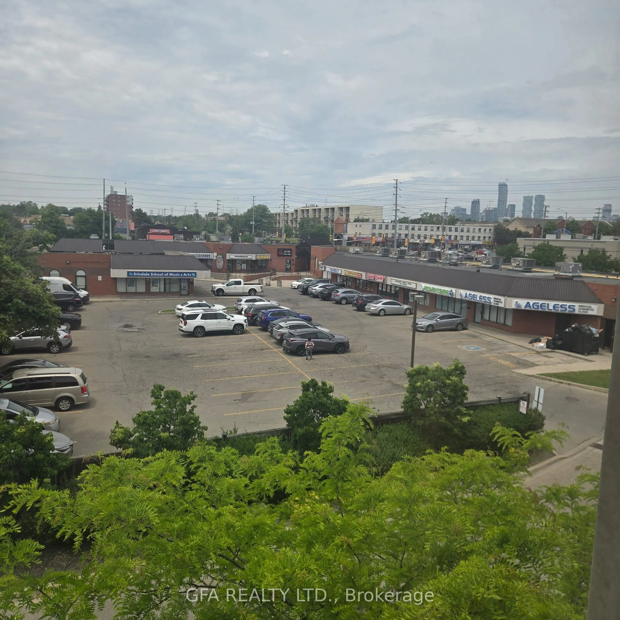 2600 GLENGARRY Road #9