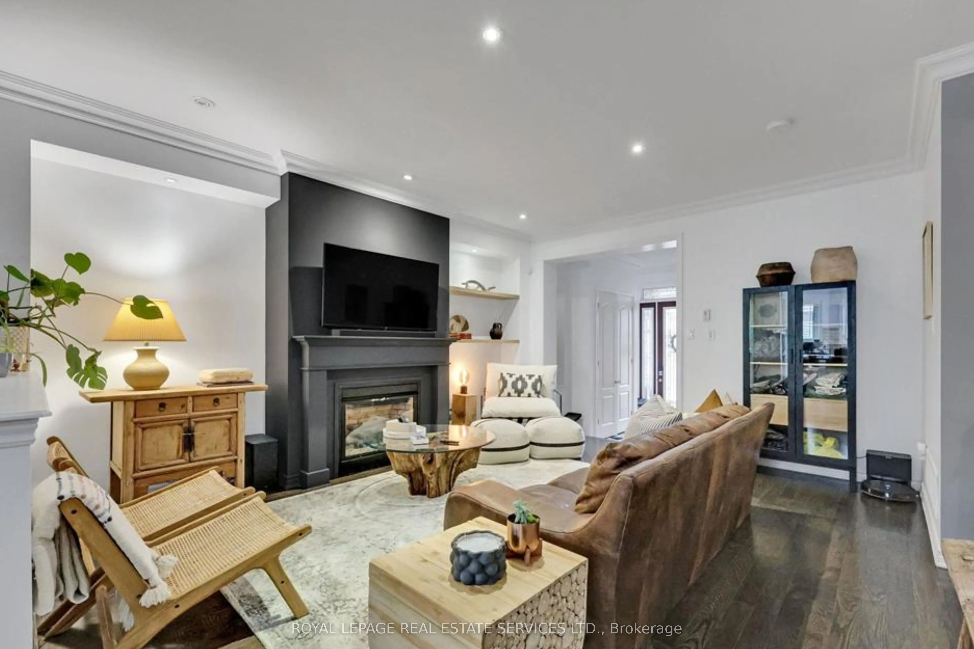 485 Pringle Avenue #25