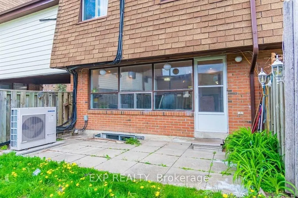 180 Mississauga Valley Boulevard #201