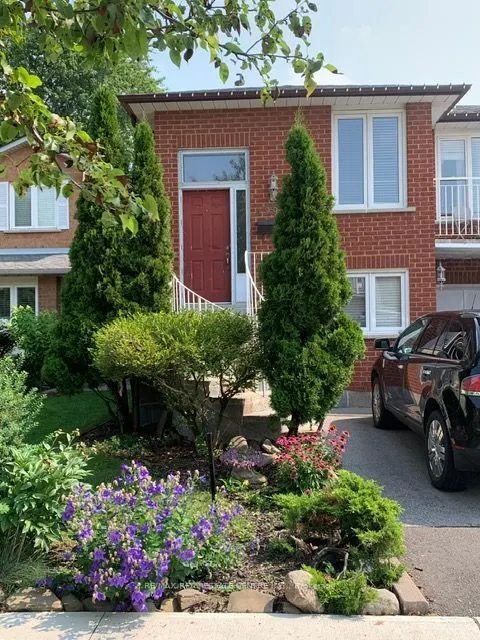 4386 Curia Crescent