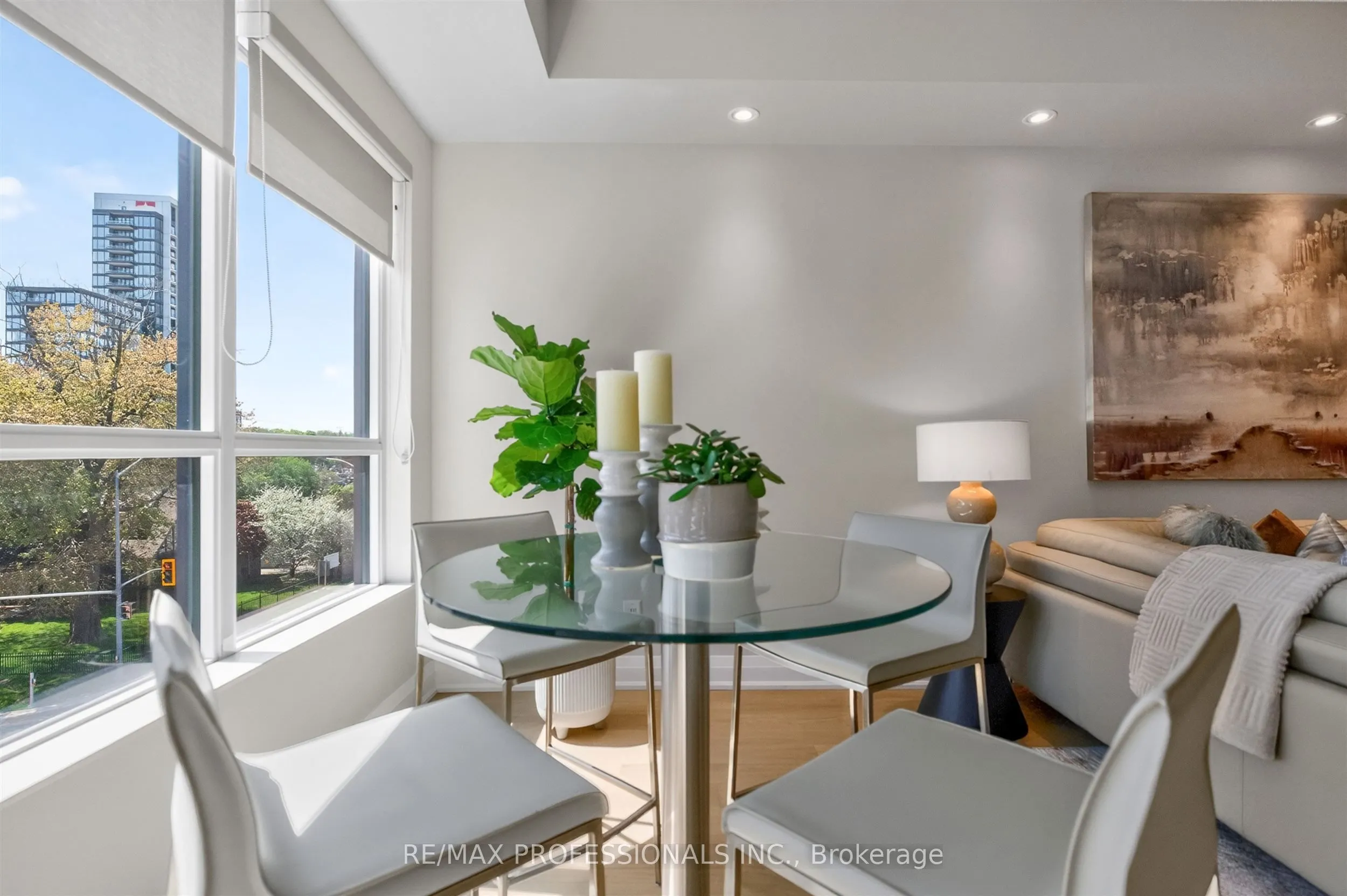 1 Hurontario Street #413