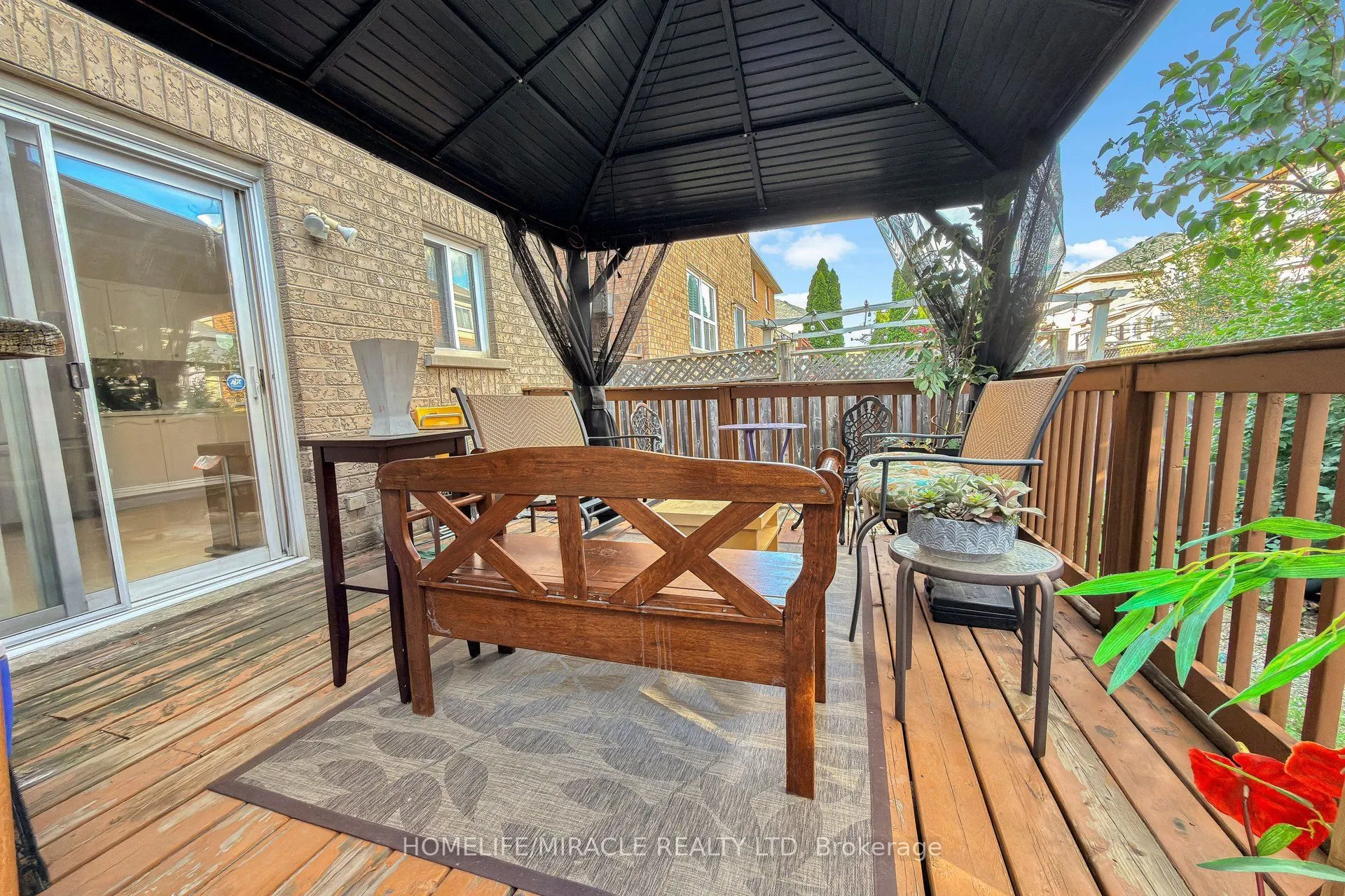 3852 Brinwood Gate