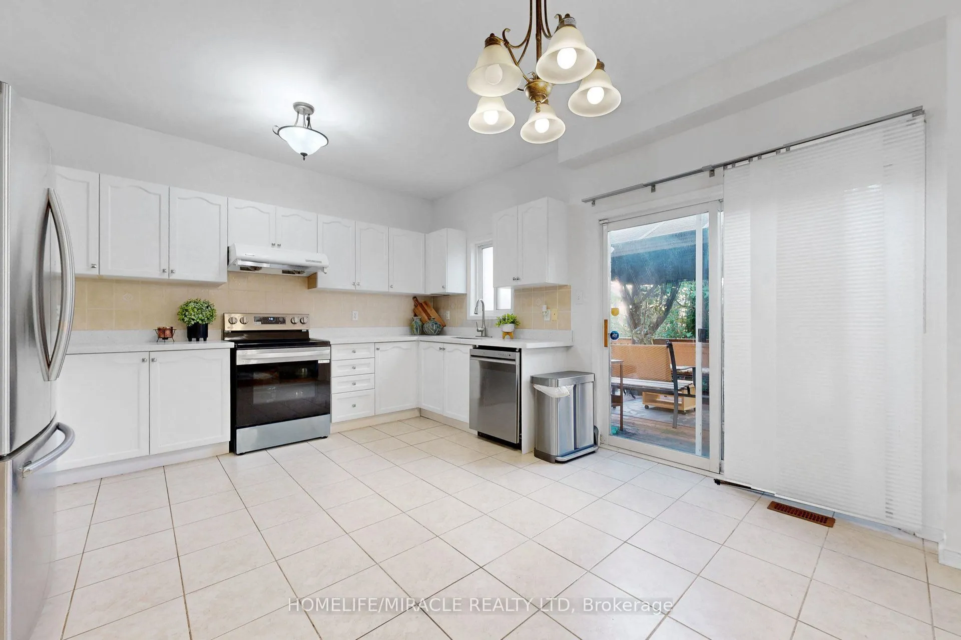 3852 Brinwood Gate