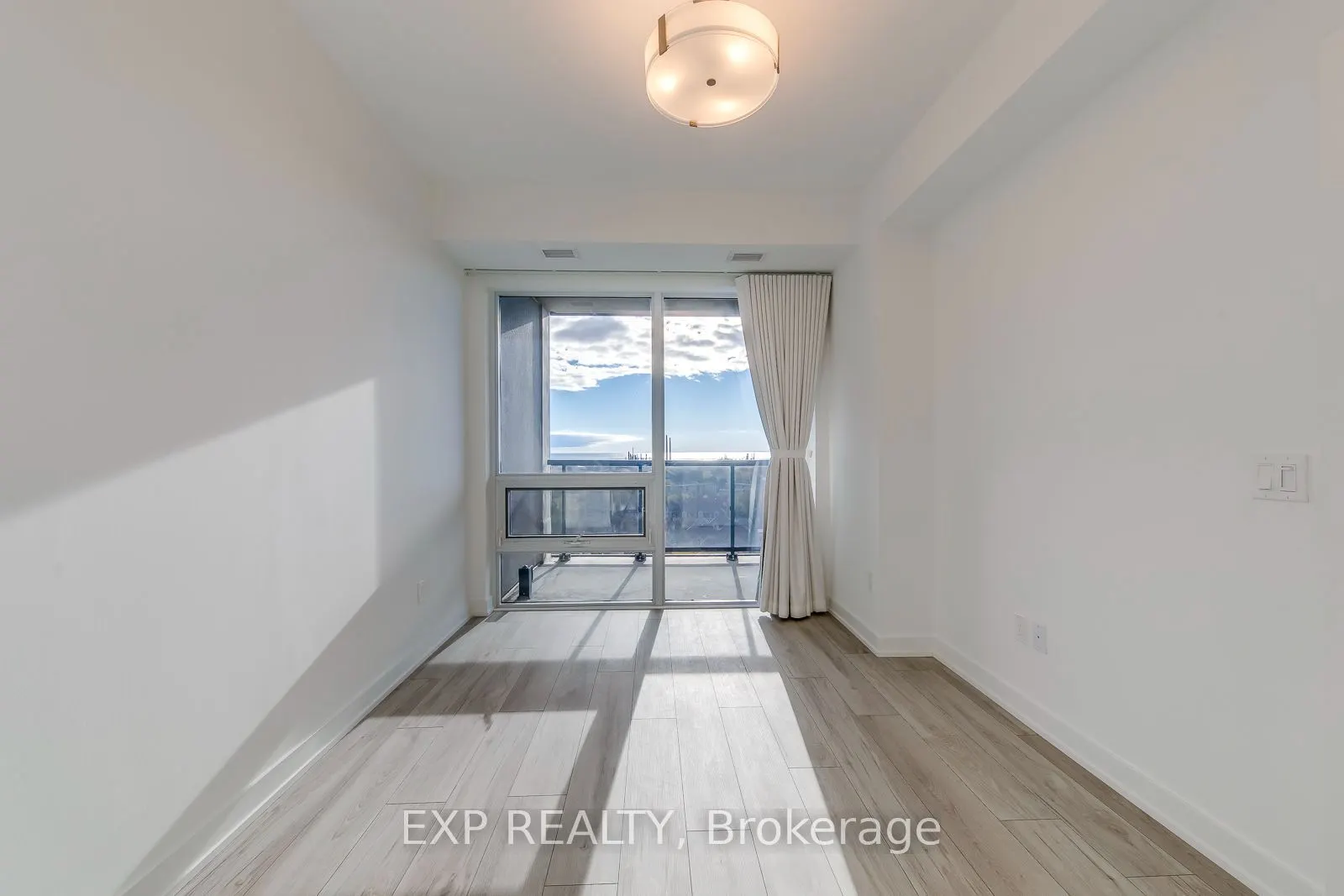 1035 Southdown Road #1605