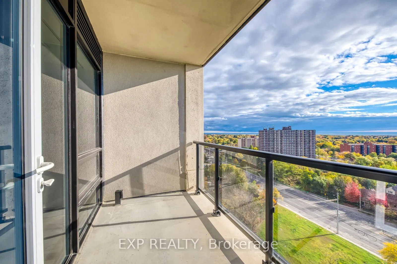 1035 Southdown Road #1605