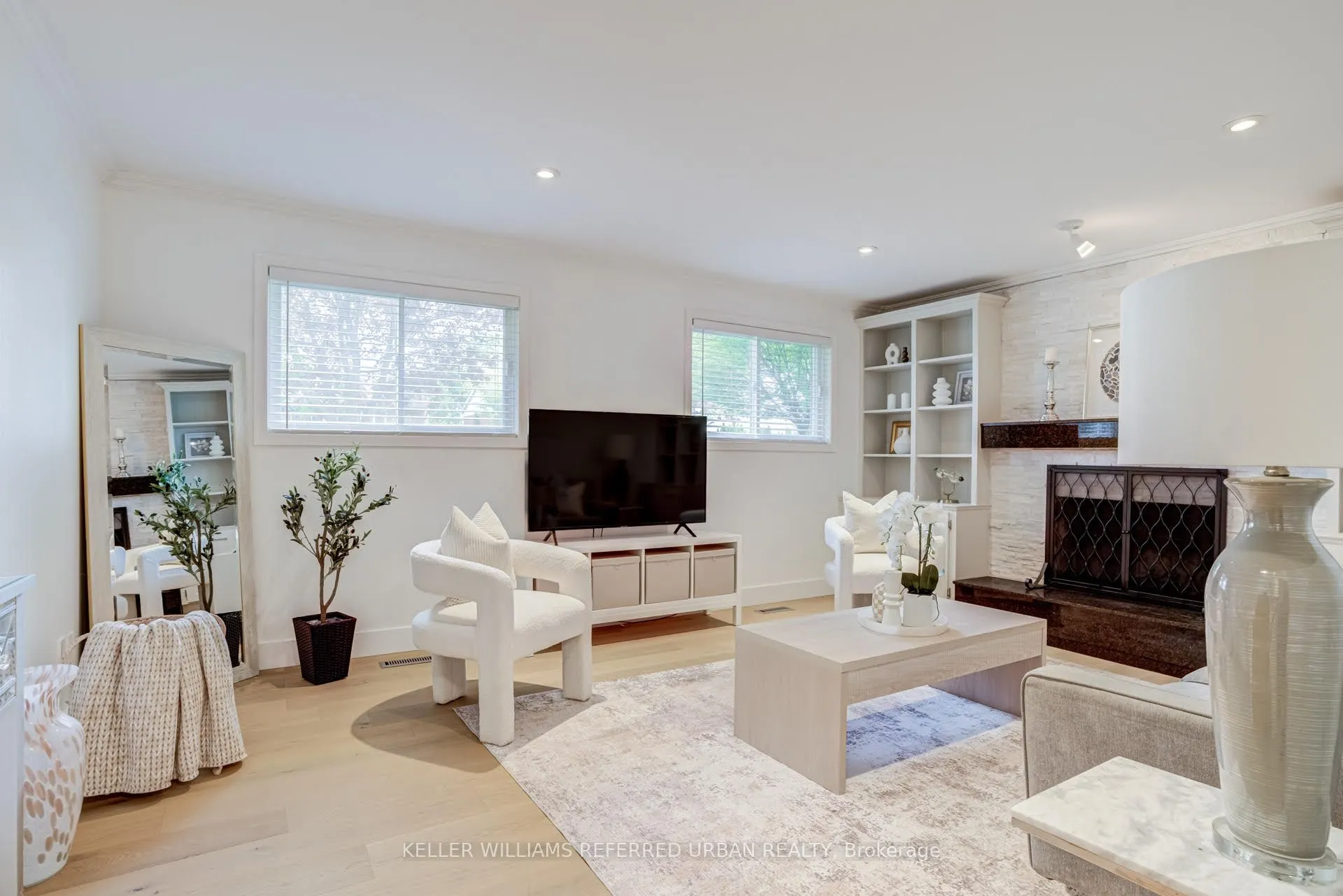 5171 Mulberry Drive