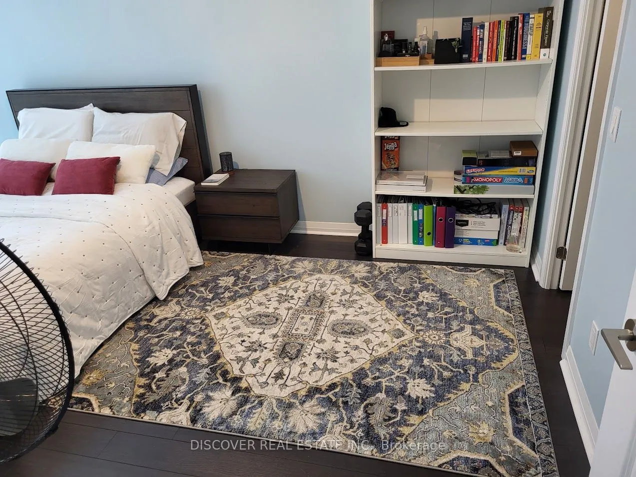 55 Eglinton Avenue W #2402