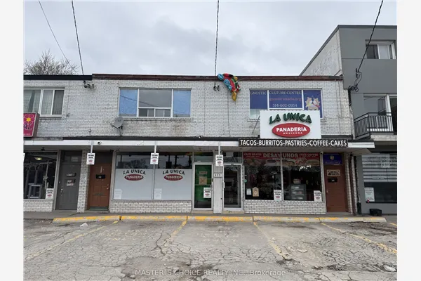 852-854 Wilson Avenue