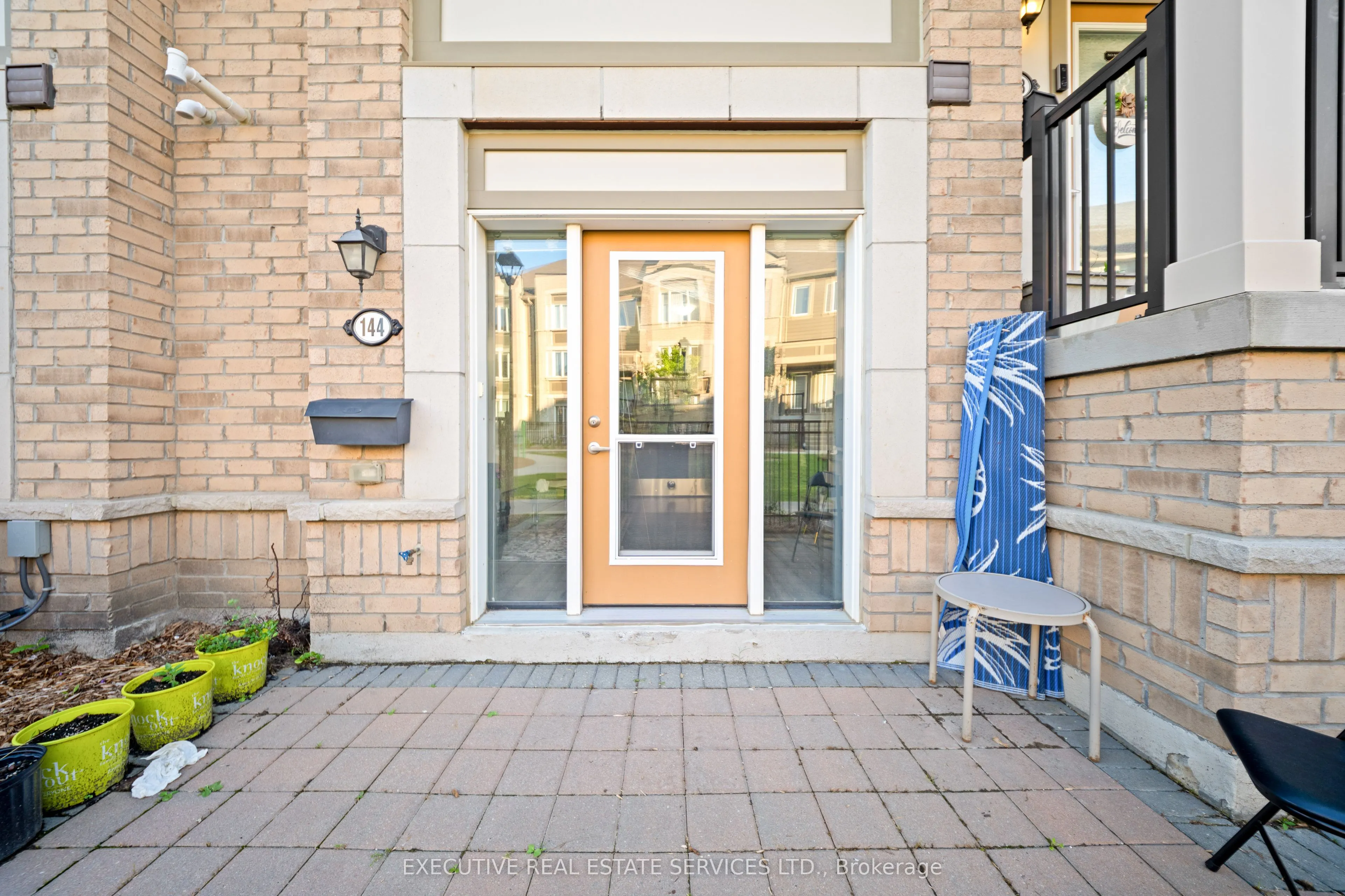 1 Beckenrose Court #144