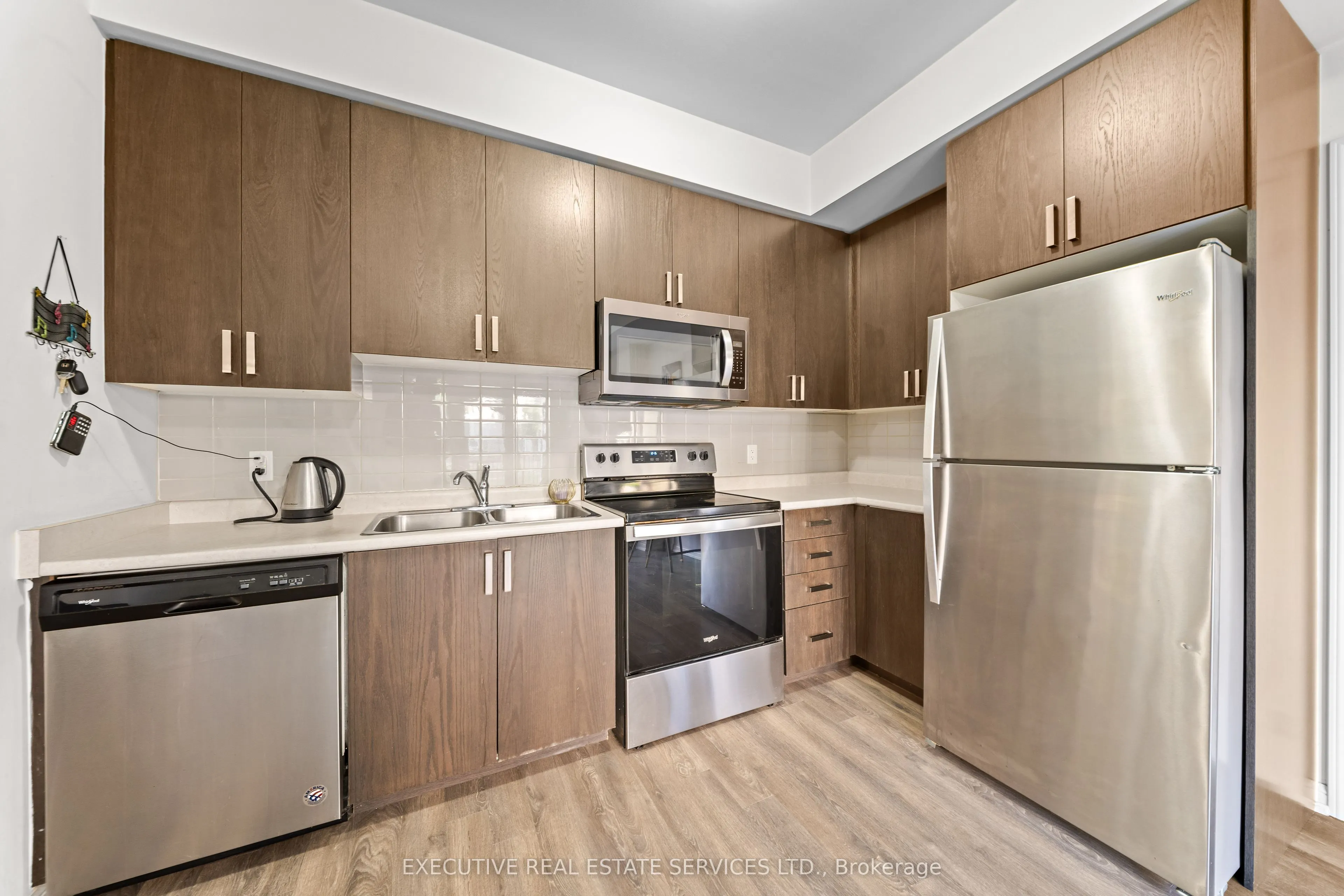 1 Beckenrose Court #144