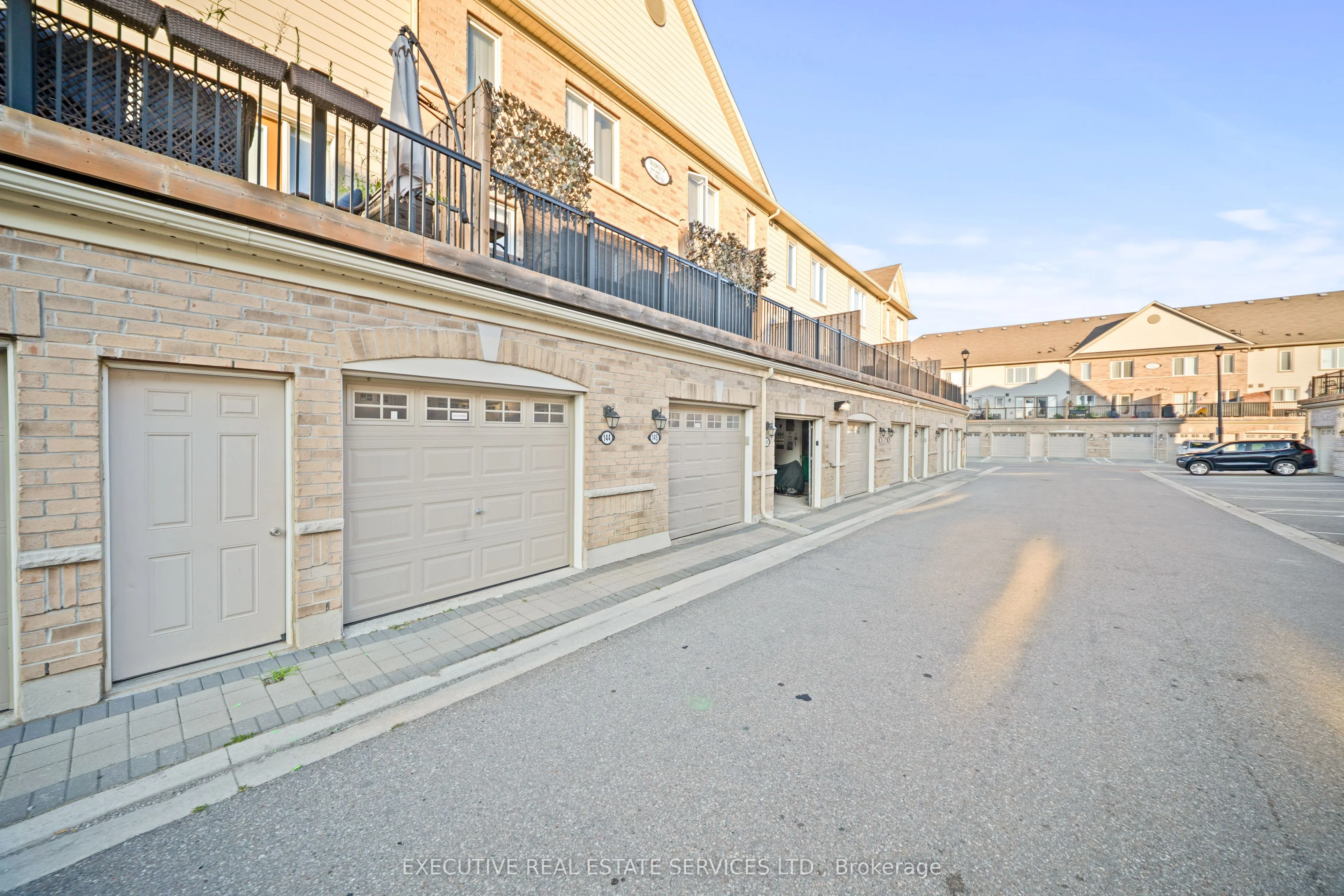1 Beckenrose Court #144