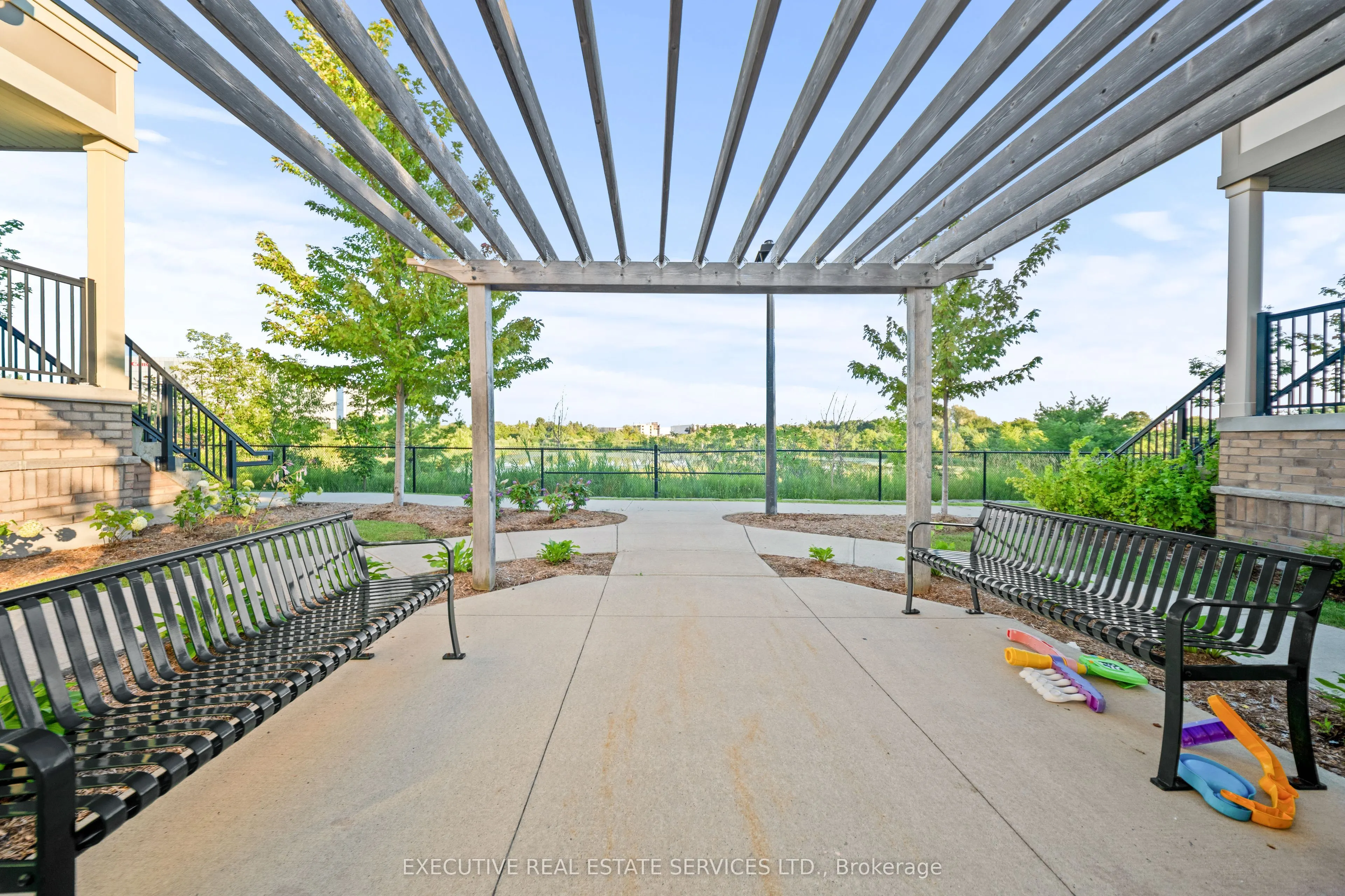 1 Beckenrose Court #144