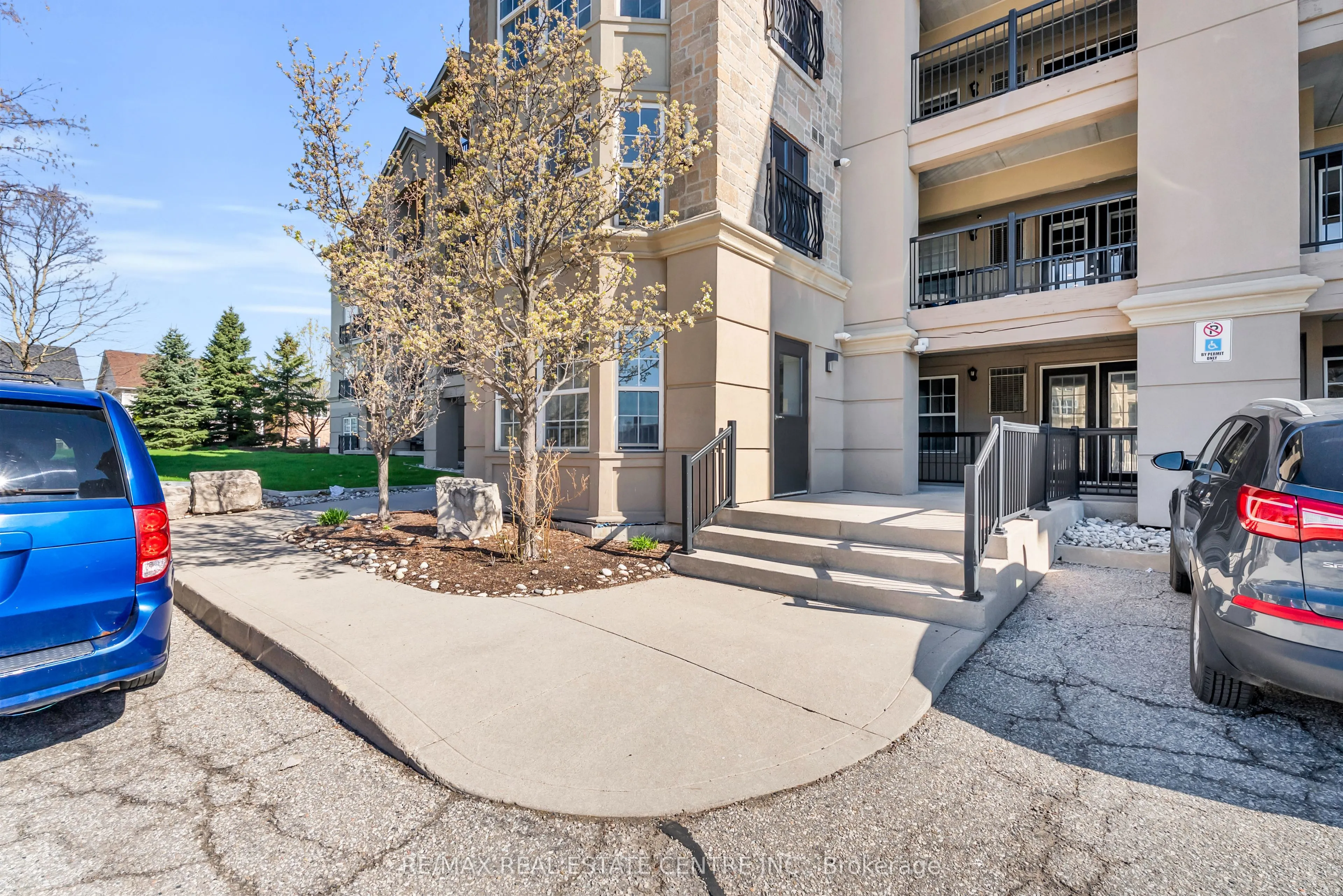 1479 Maple Avenue #102