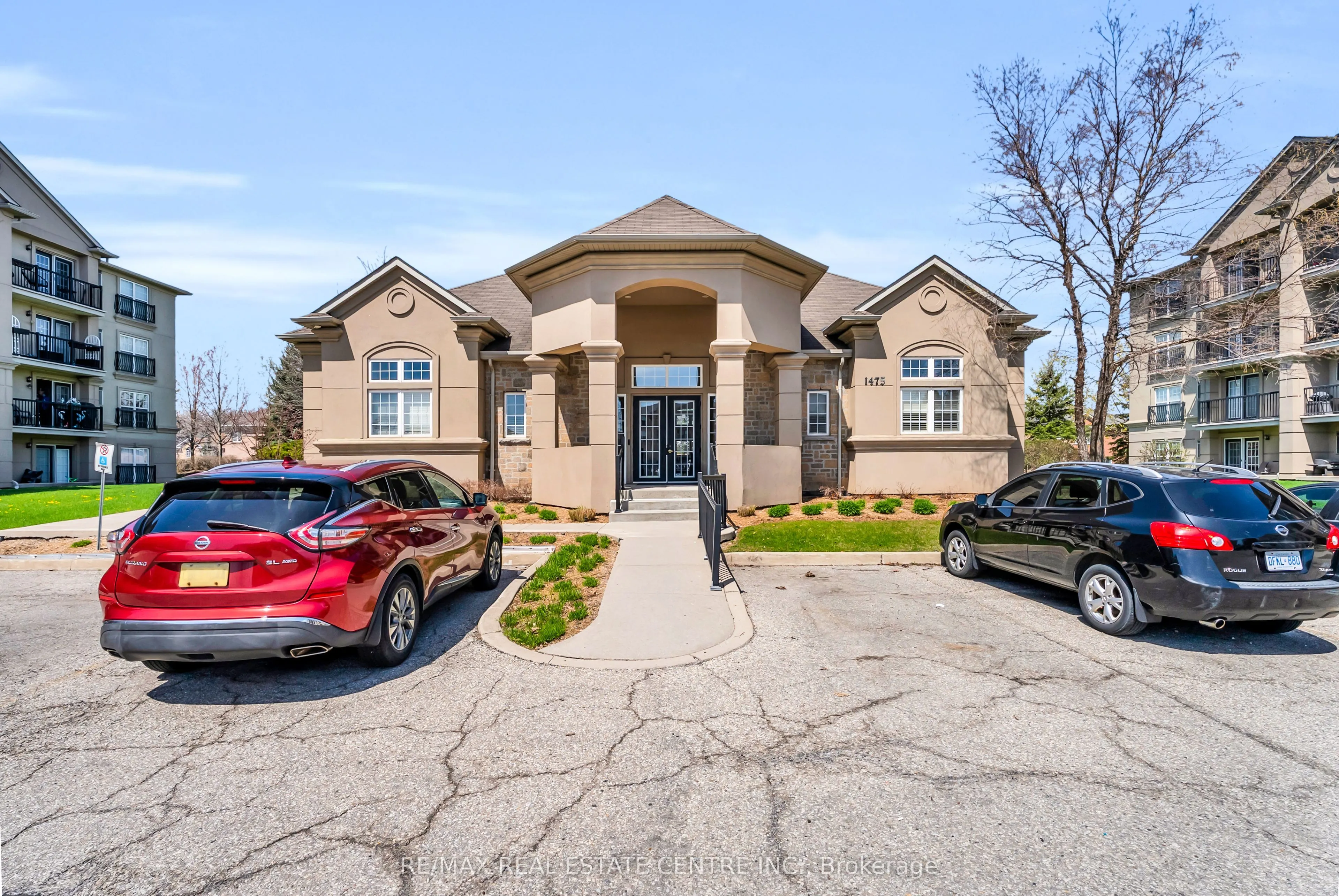 1479 Maple Avenue #102