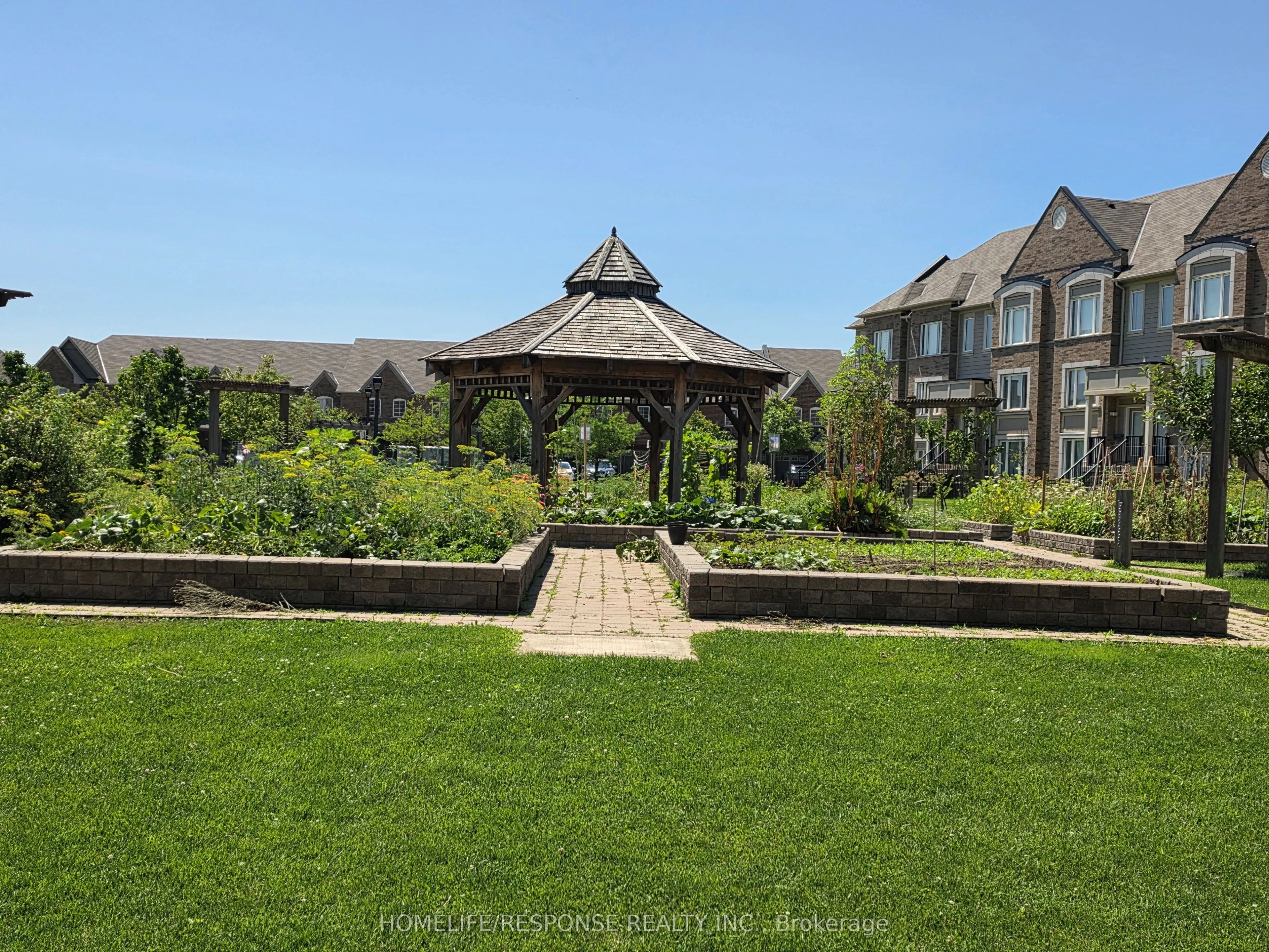 3175 BOXFORD Crescent #5