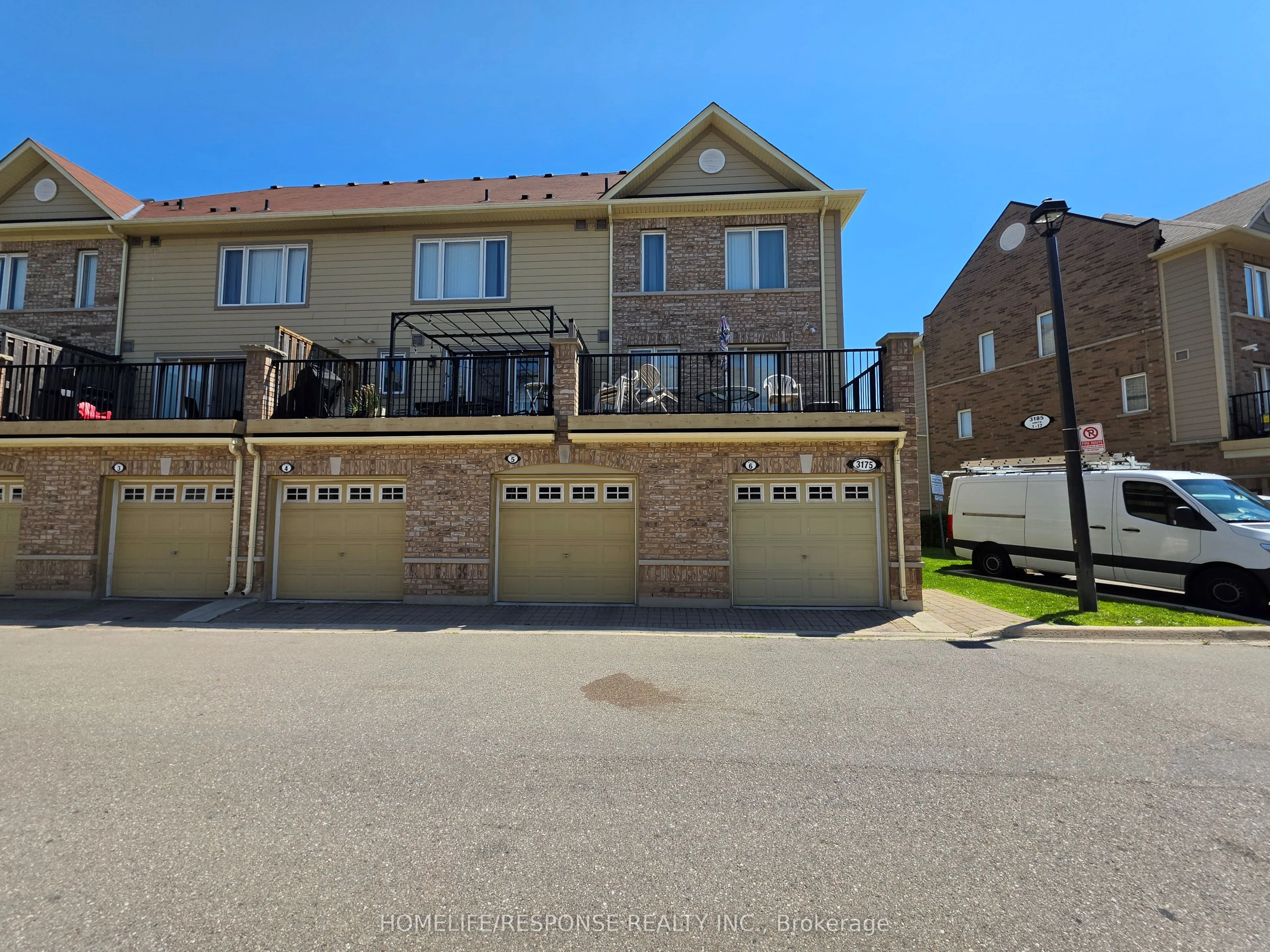 3175 BOXFORD Crescent #5