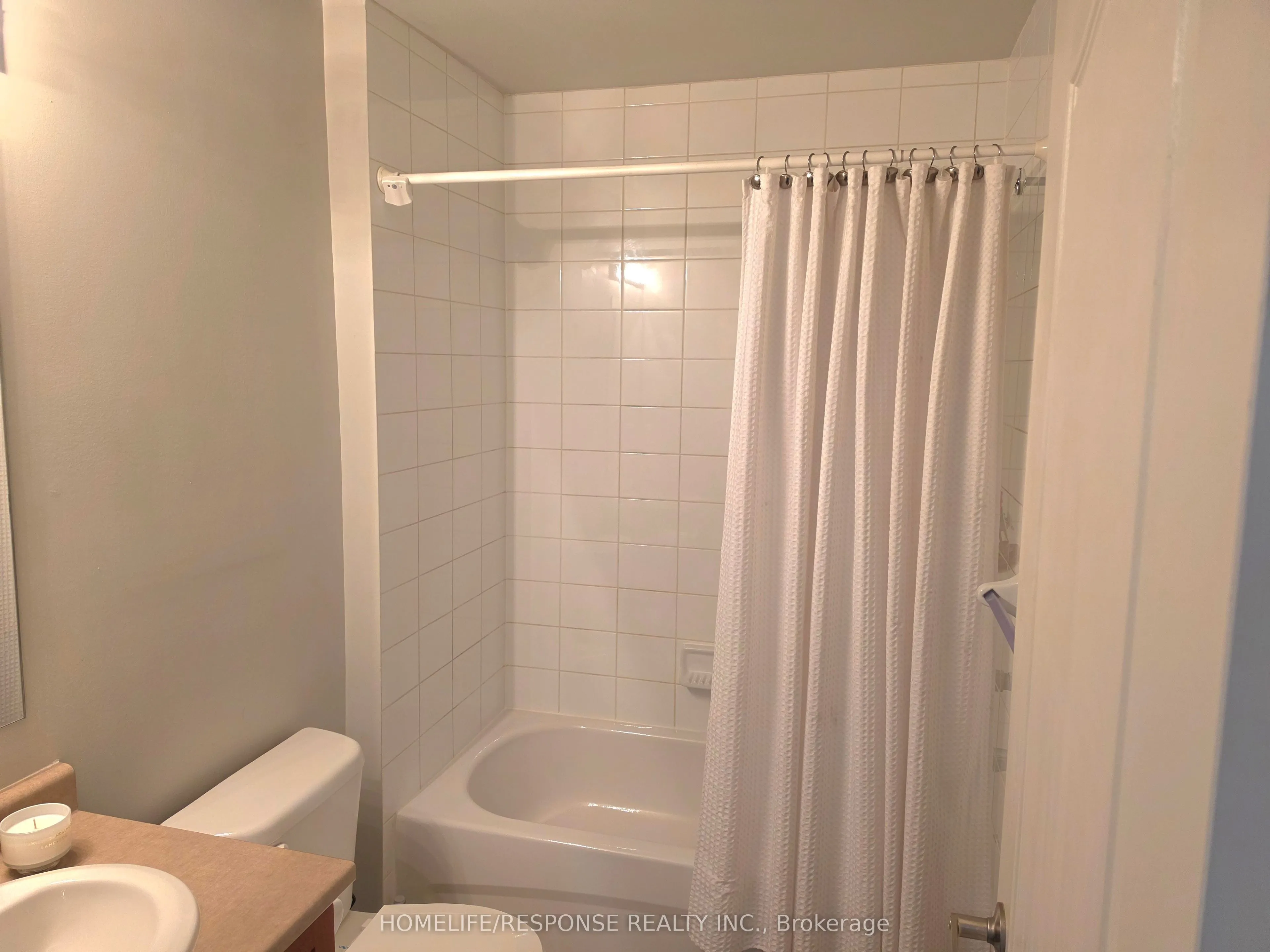 3175 BOXFORD Crescent #5