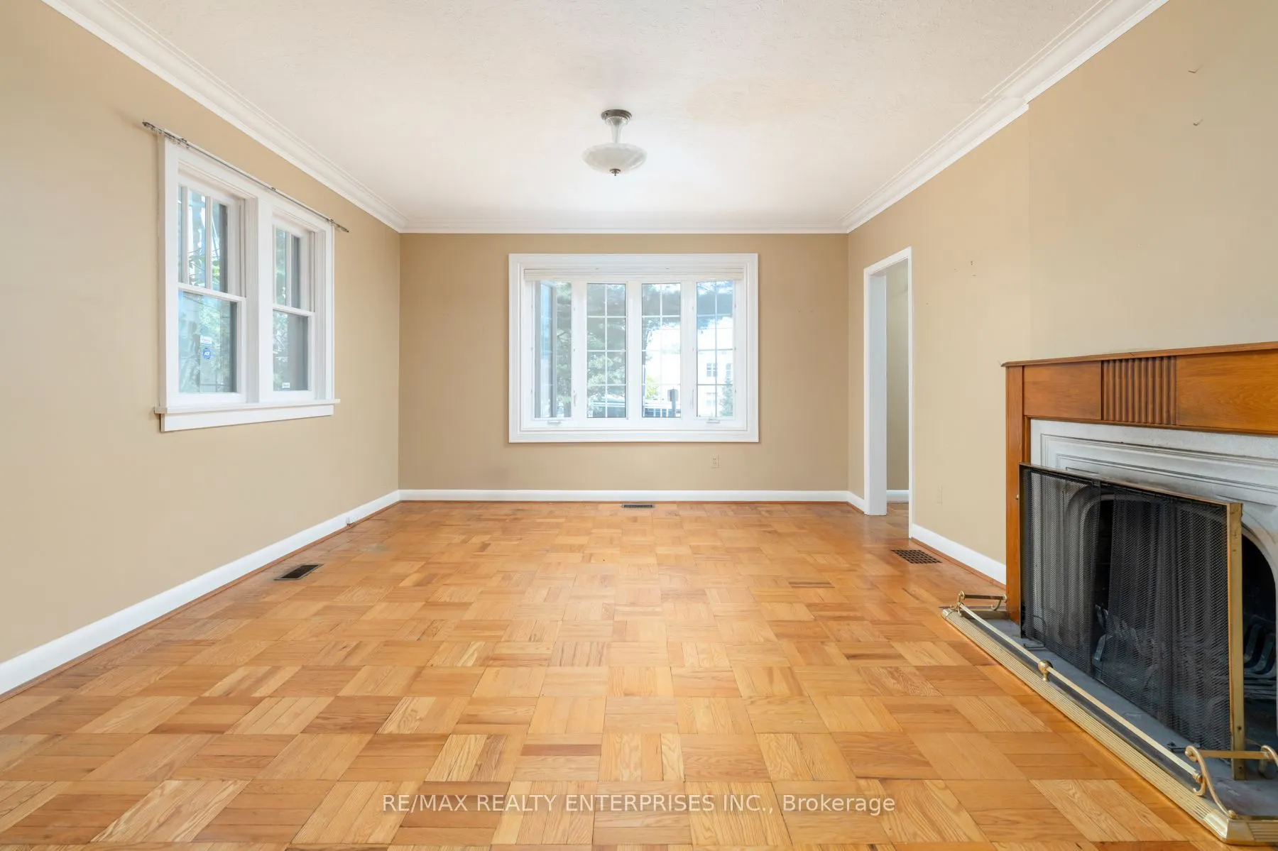 52 Briarwood Avenue