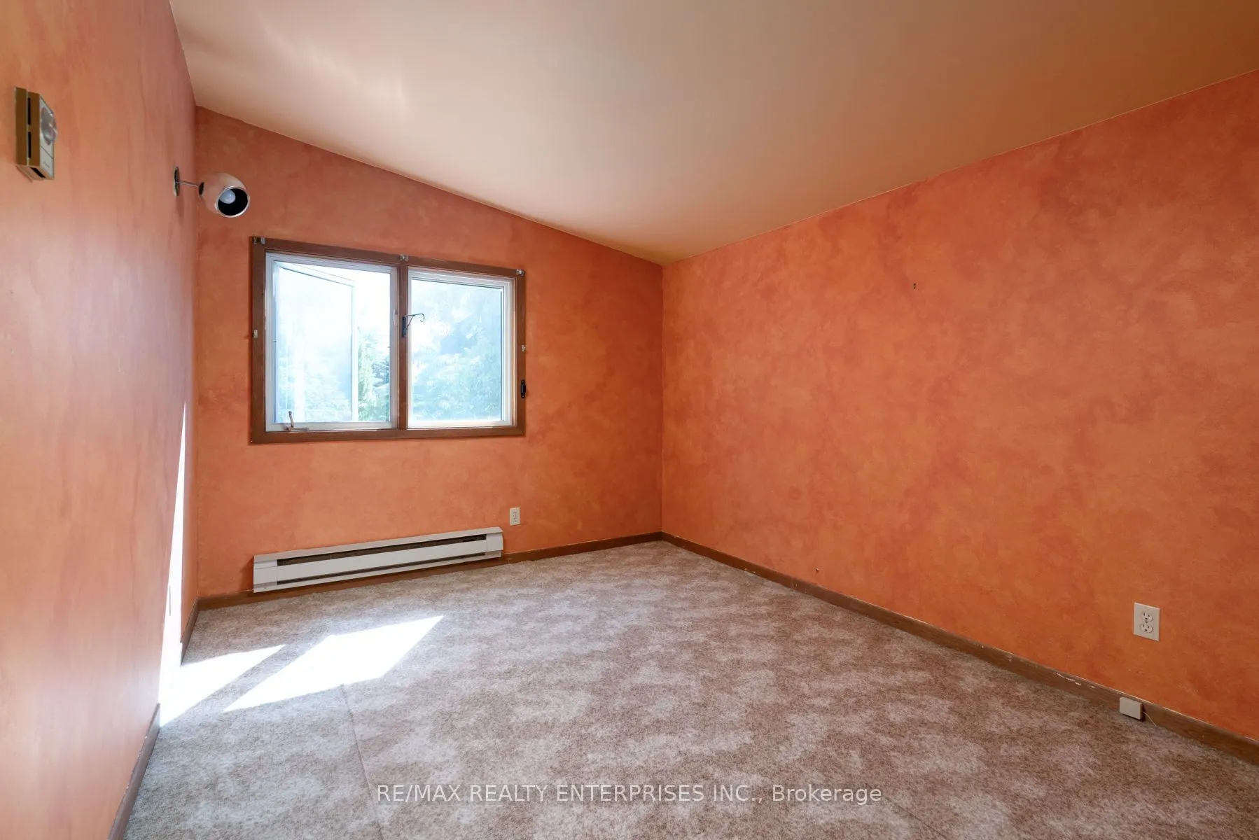 52 Briarwood Avenue