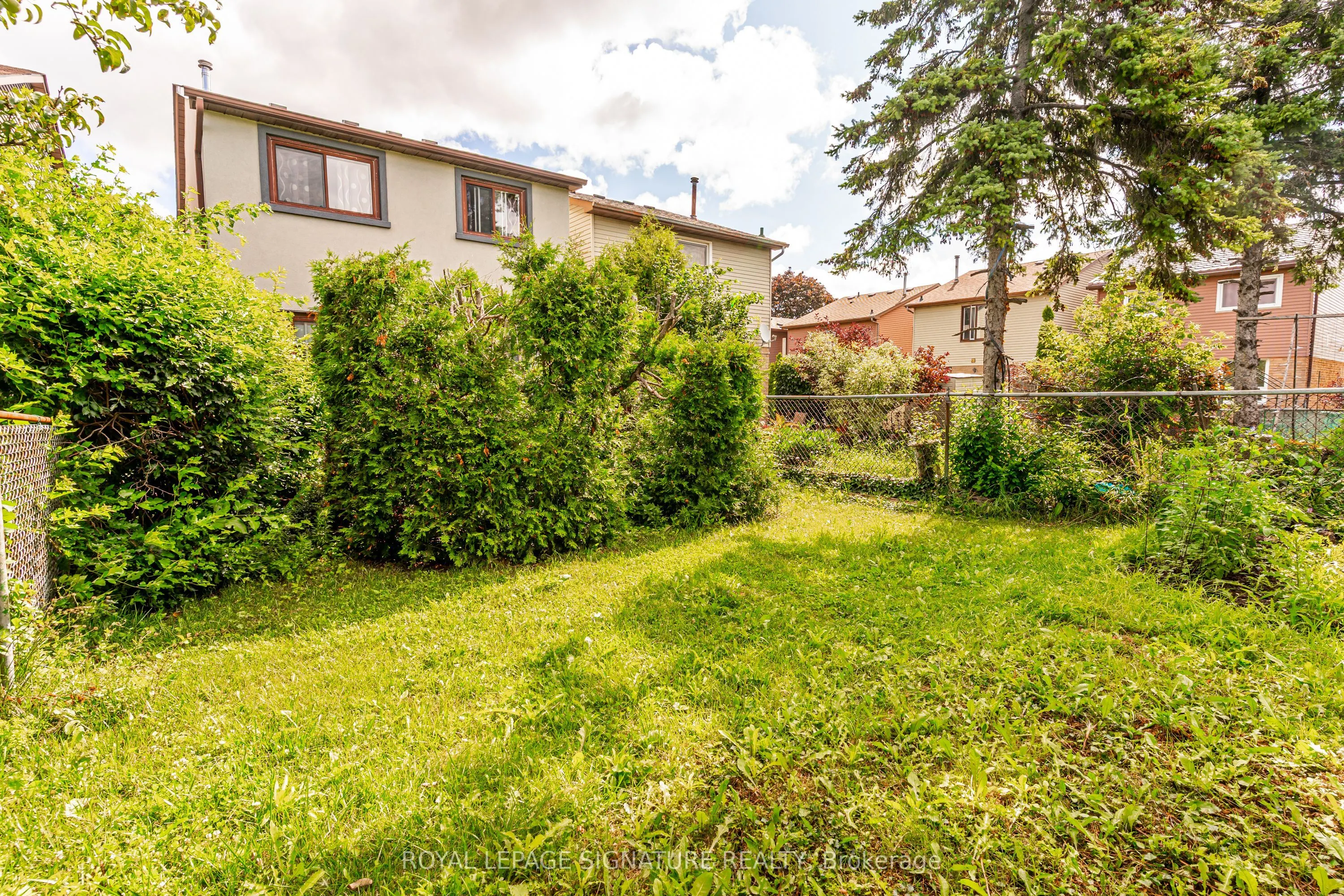 4040 Silverhaze Road