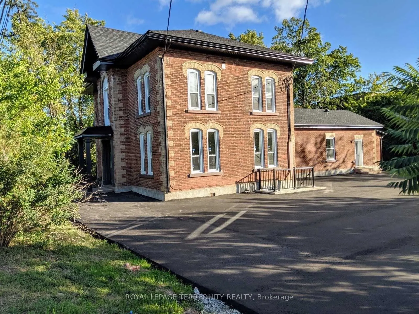 44 Main Street N #6
