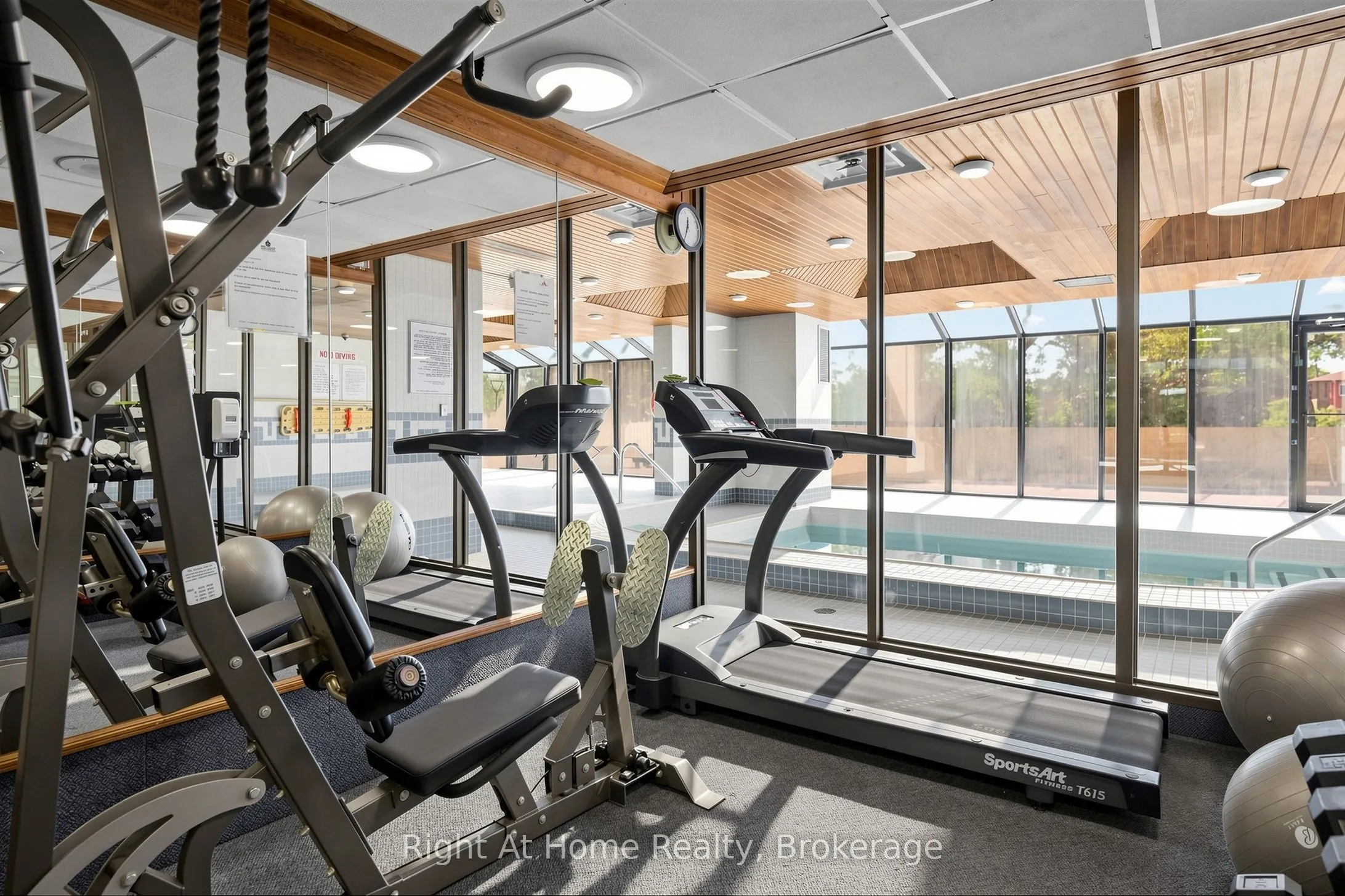 1360 Rathburn Road E #1509