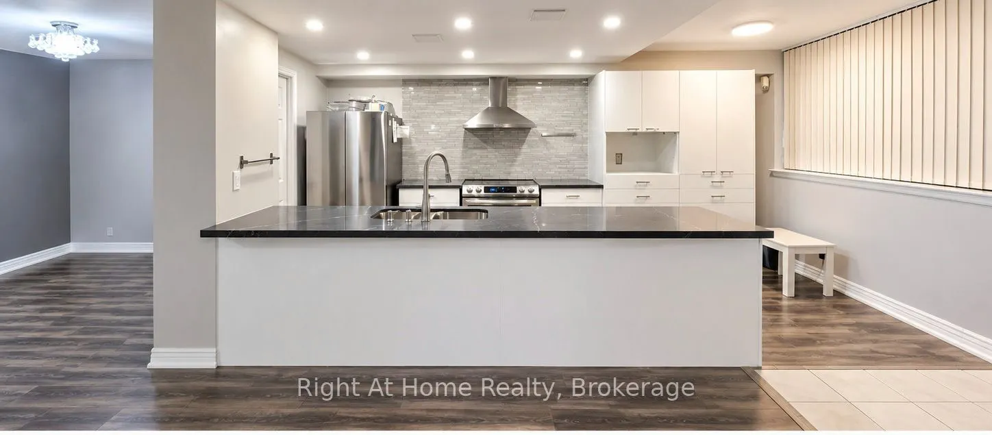 1360 Rathburn Road E #1509