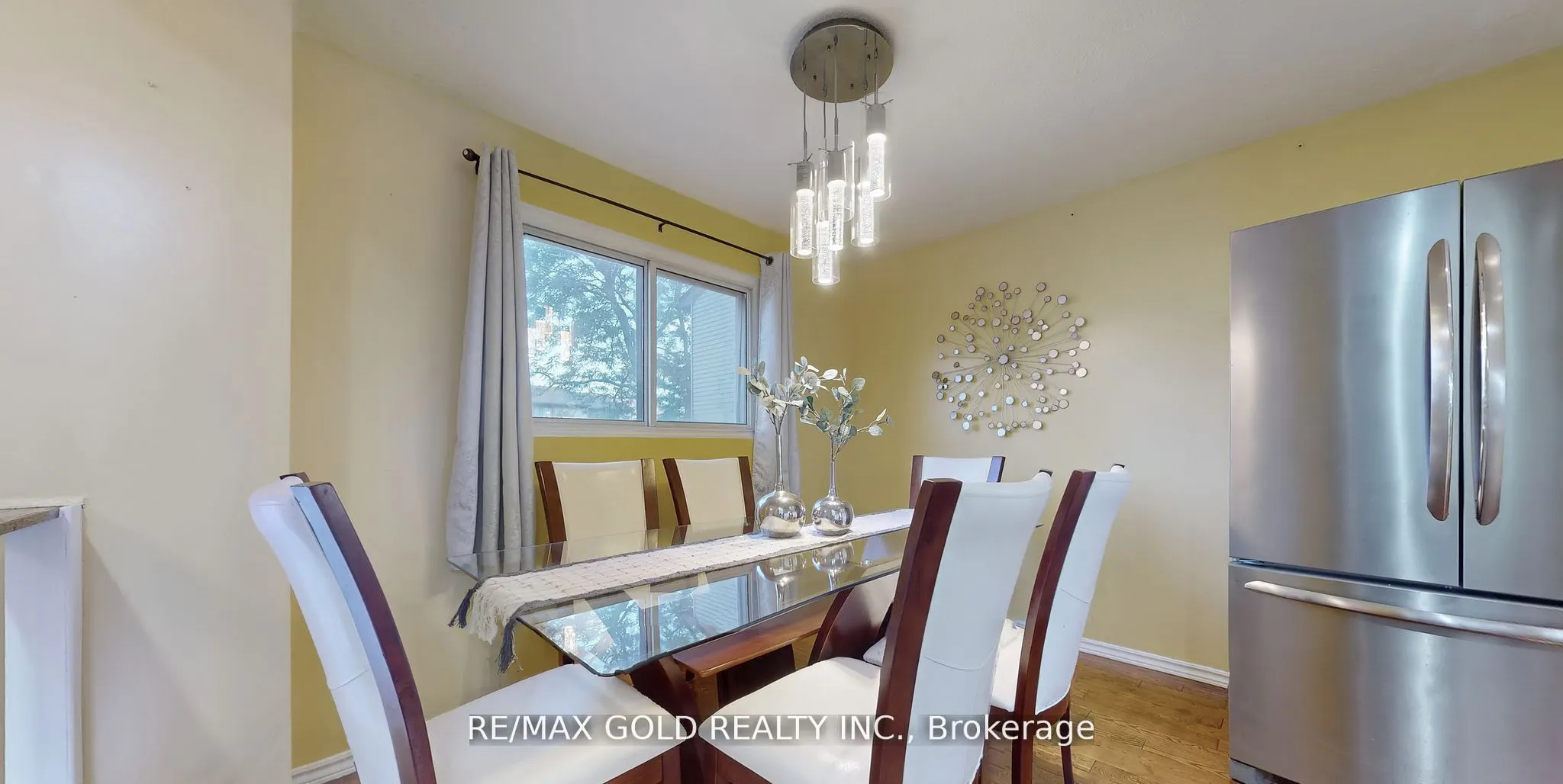 18 Carleton Place #18