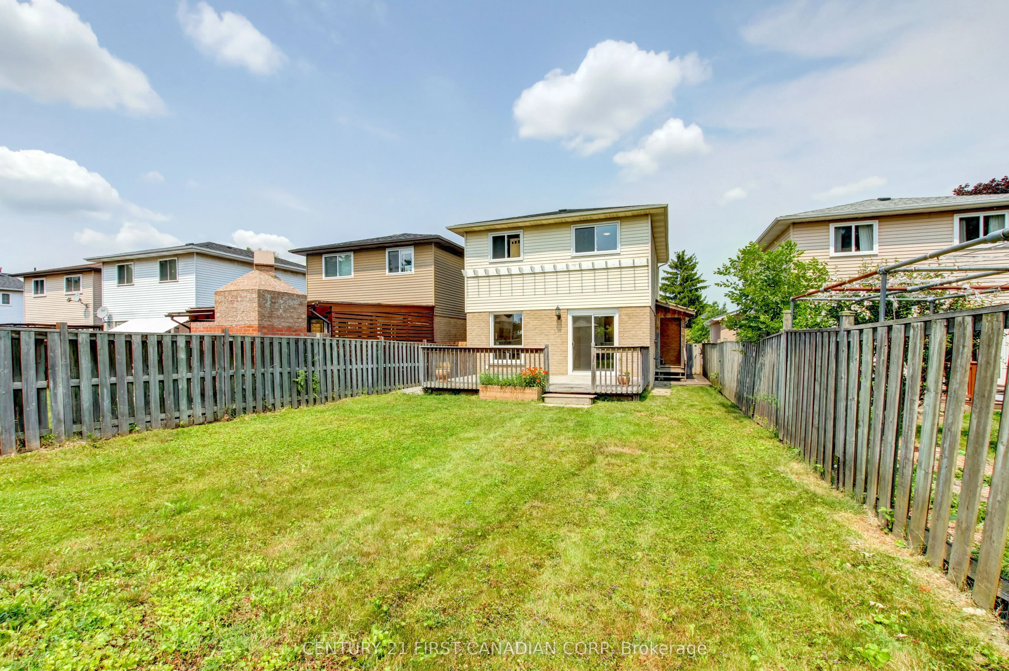 79 Newbridge Crescent