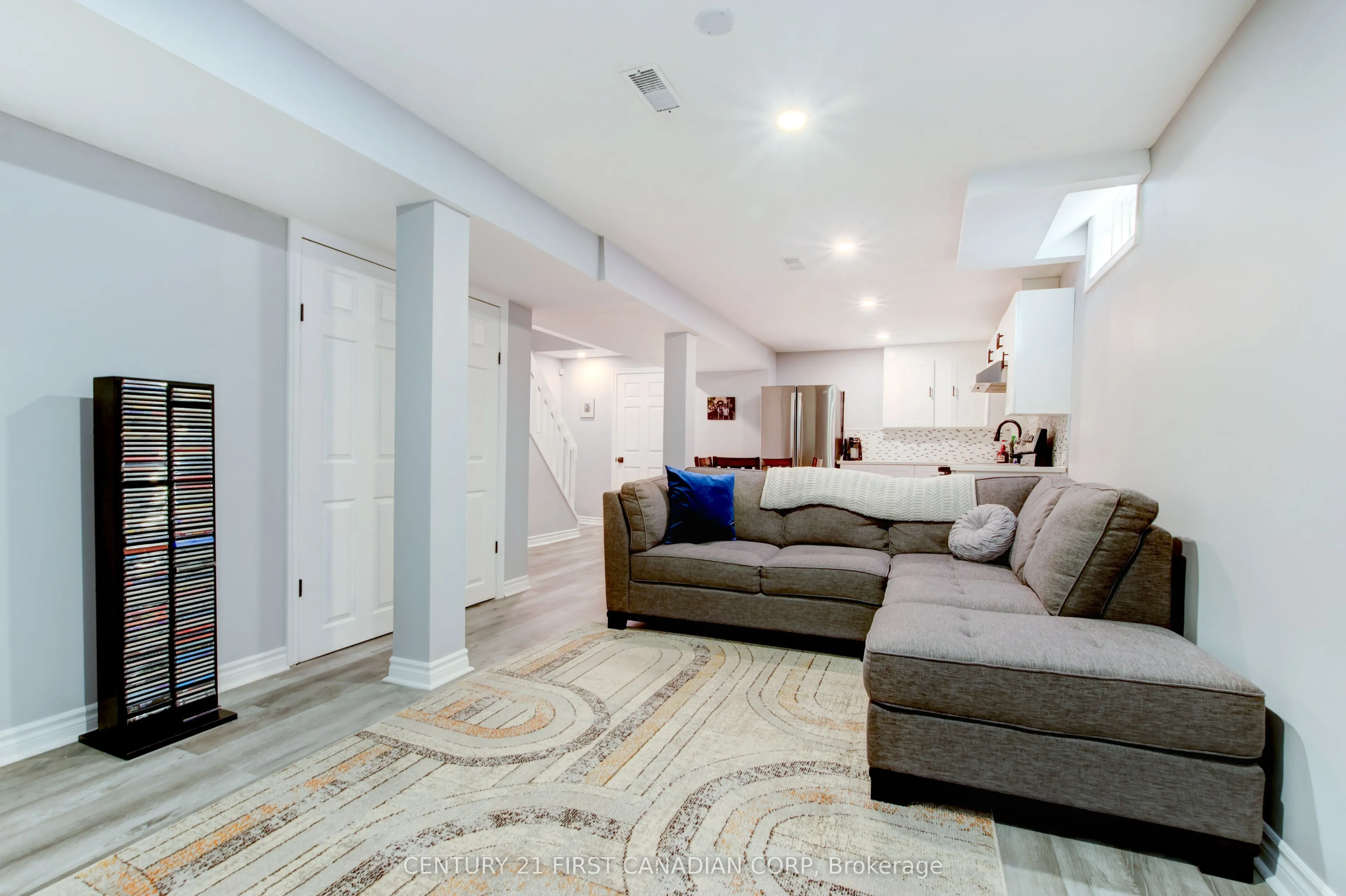 79 Newbridge Crescent